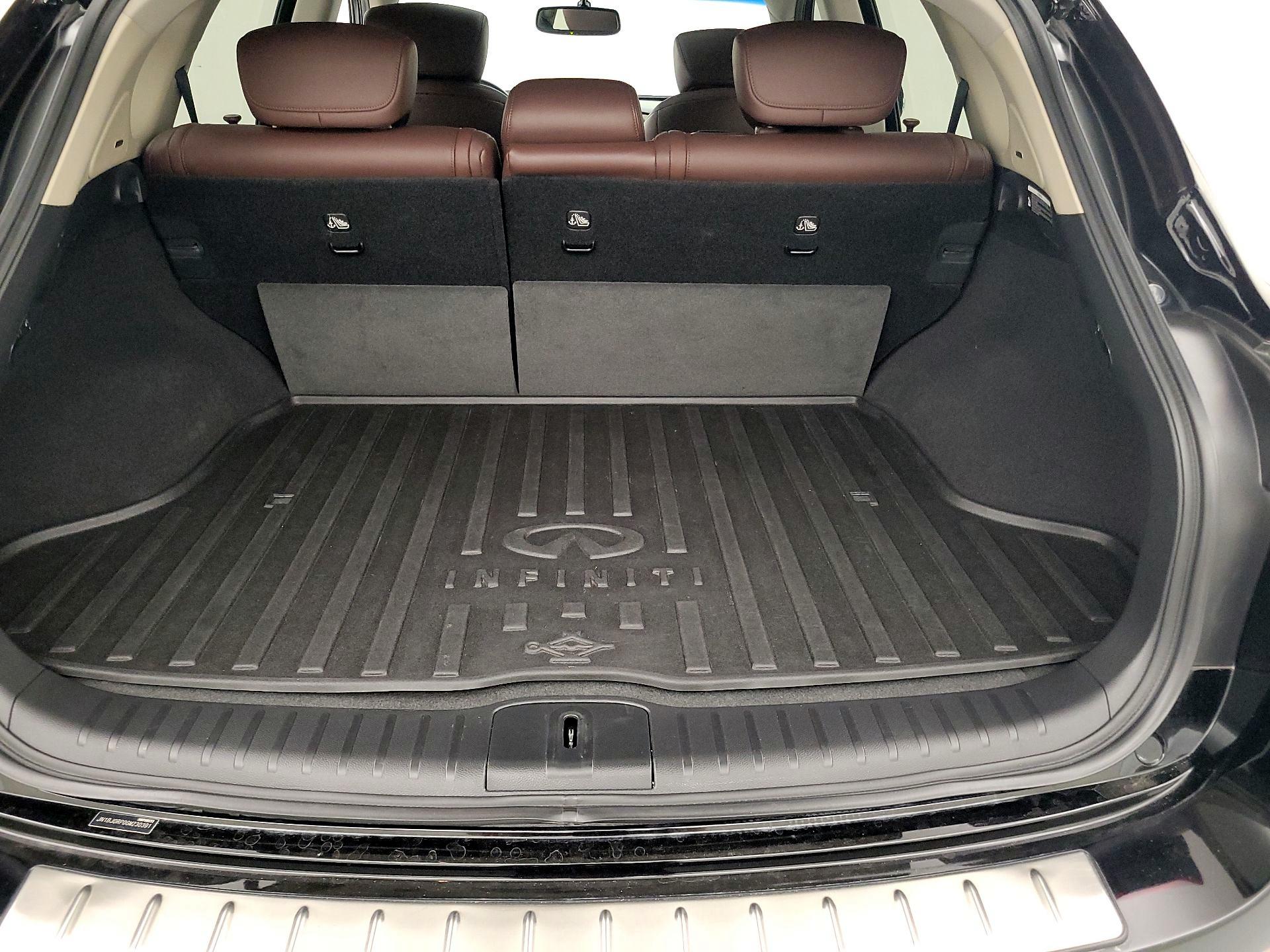 Thumbnail: 2016 INFINITI QX50 - 20
