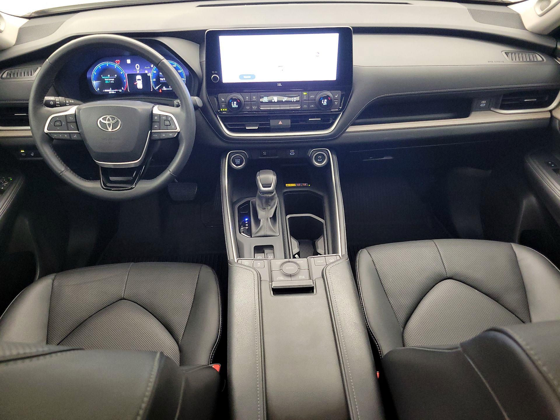 Thumbnail: 2024 Toyota Grand Highlander - 9