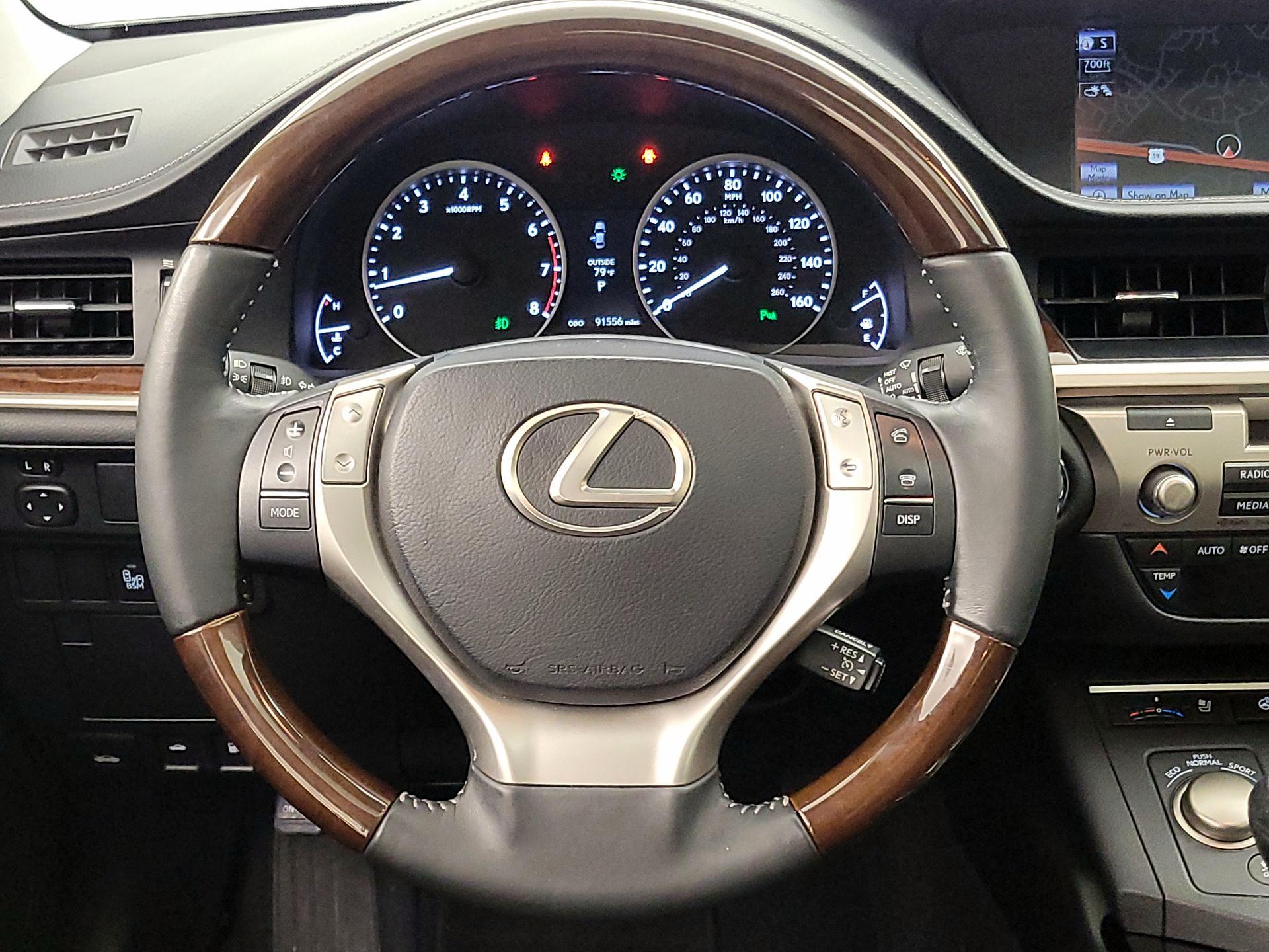 Thumbnail: 2014 Lexus ES - 10