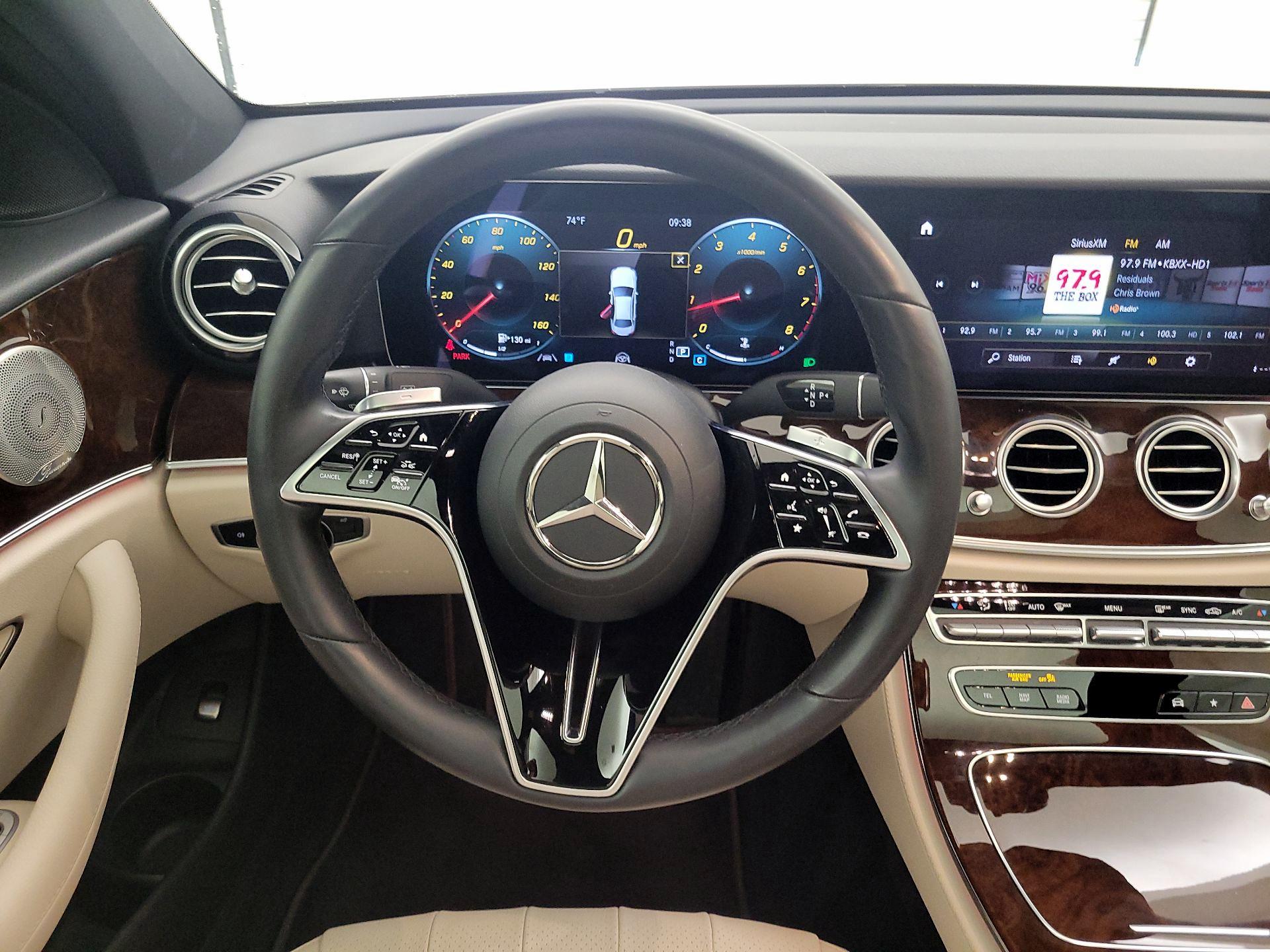 Thumbnail: 2021 Mercedes-Benz E-Class - 10