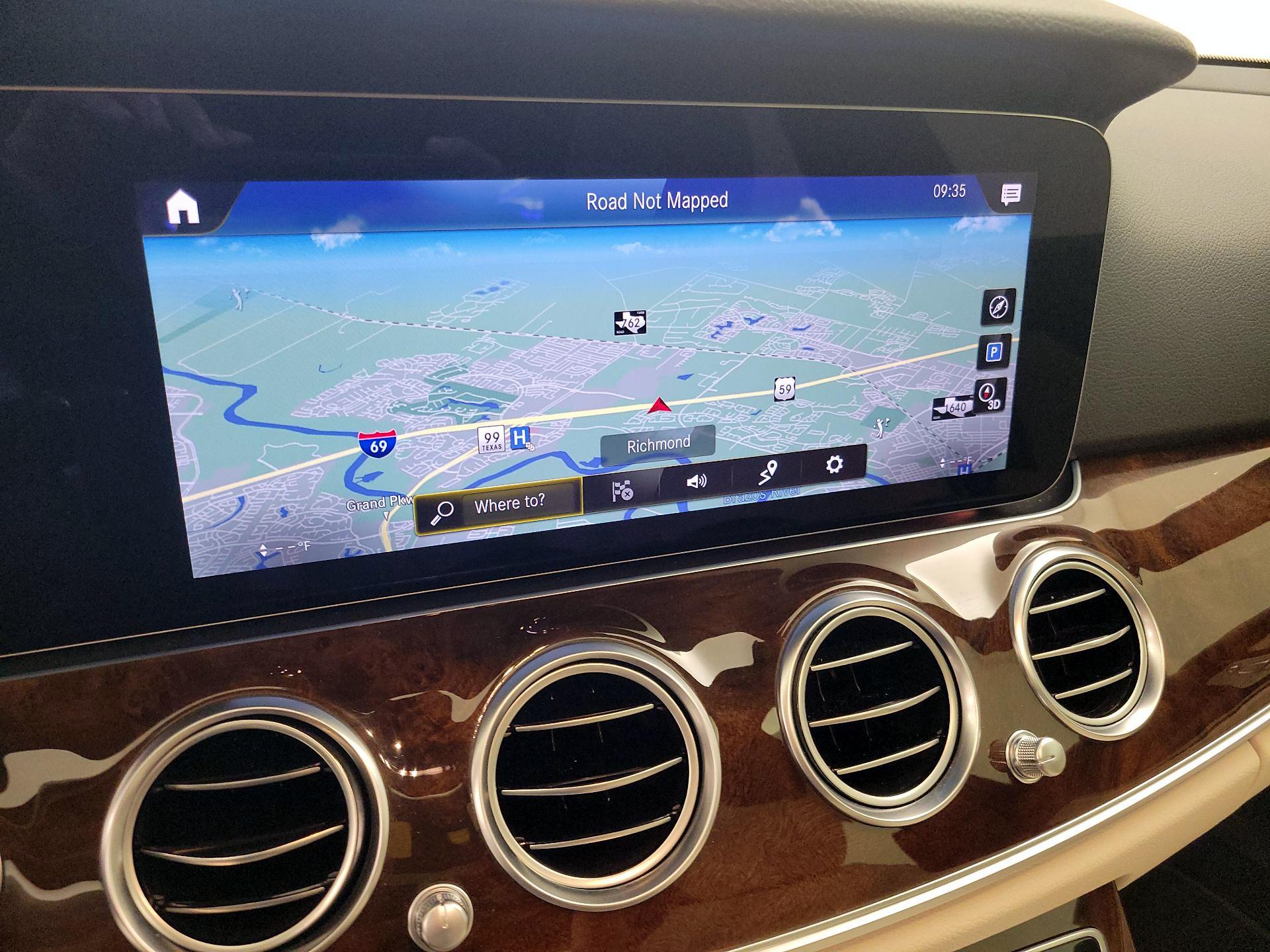 Thumbnail: 2021 Mercedes-Benz E-Class - 14