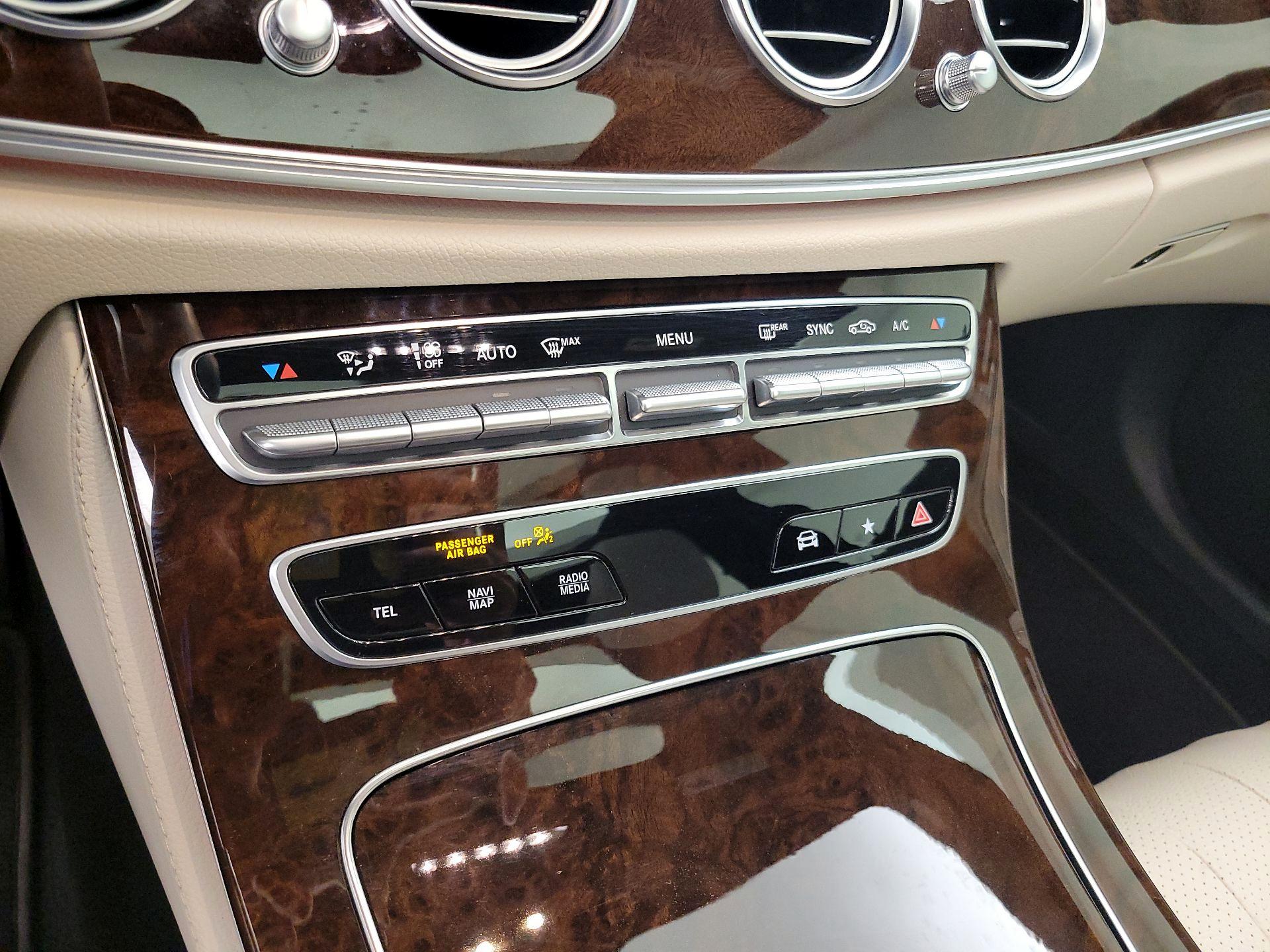 Thumbnail: 2021 Mercedes-Benz E-Class - 17
