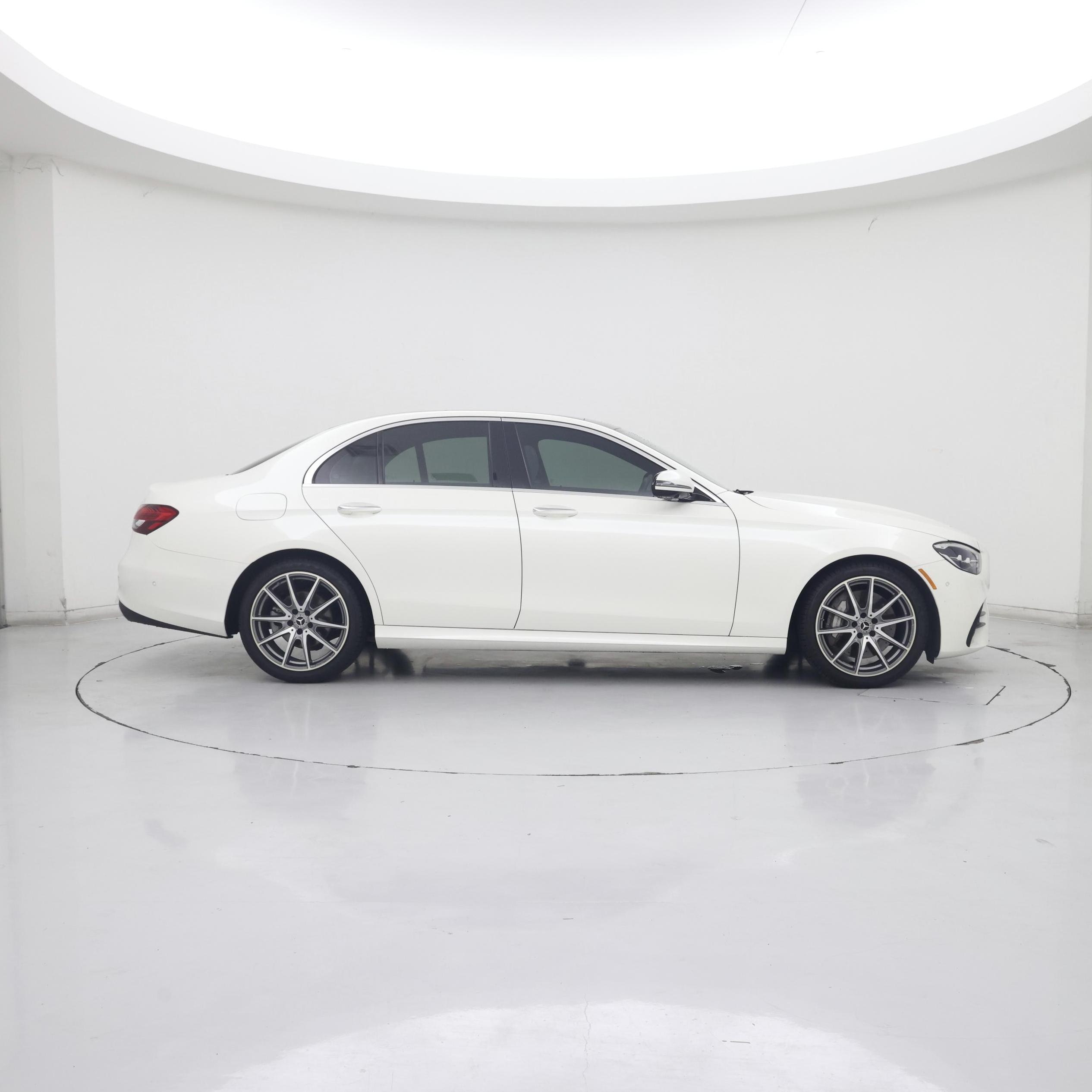 Thumbnail: 2021 Mercedes-Benz E-Class - 7