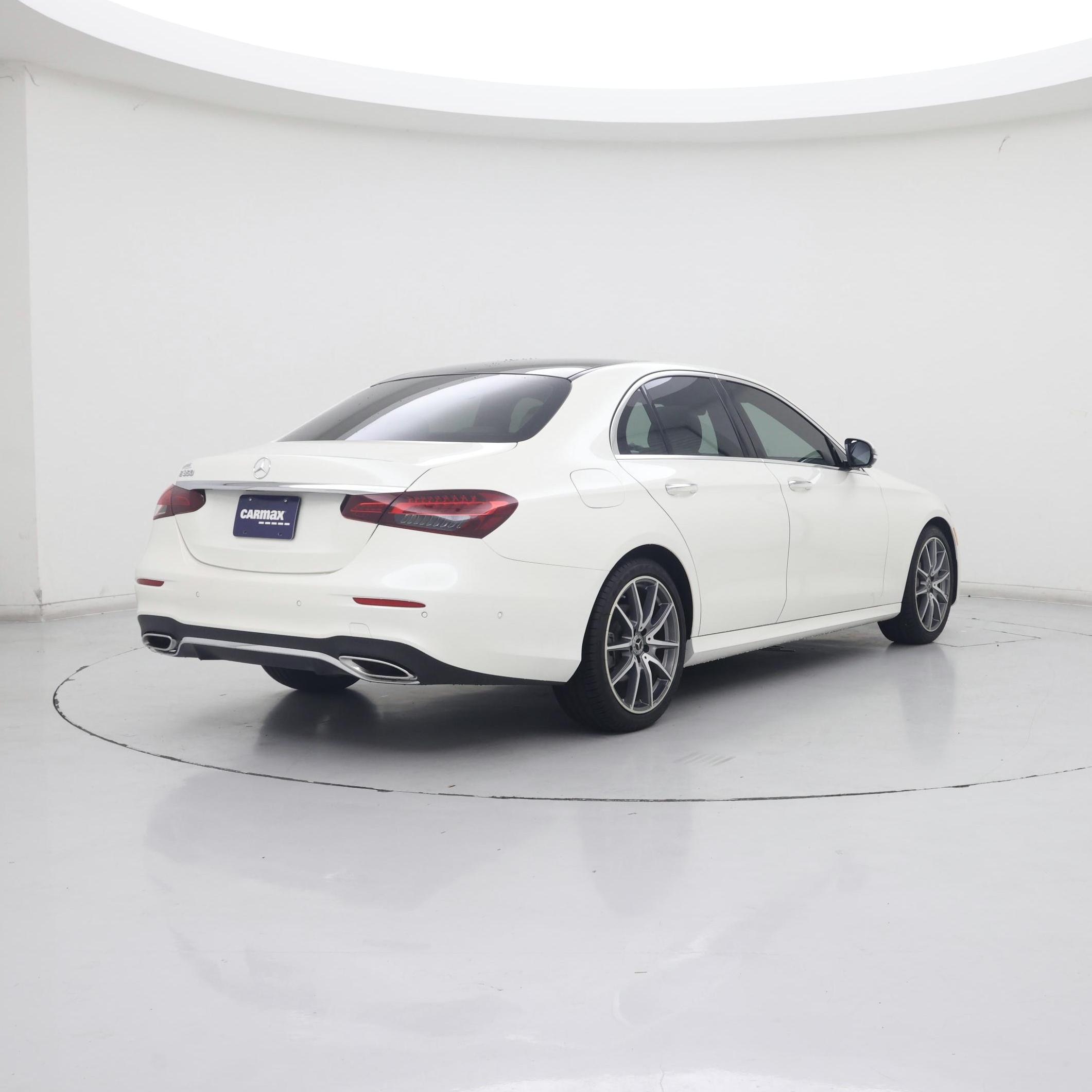 Thumbnail: 2021 Mercedes-Benz E-Class - 8