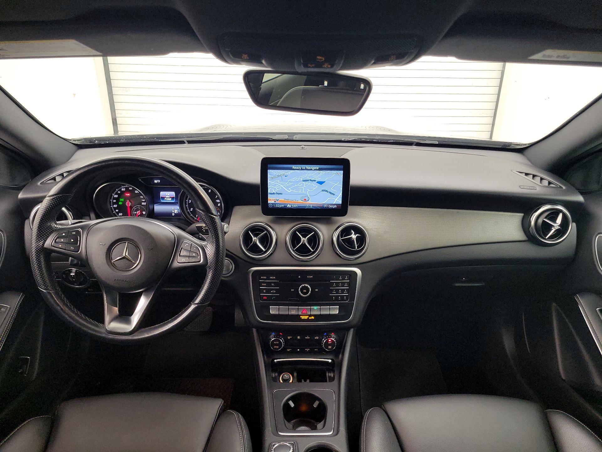 Thumbnail: 2019 Mercedes-Benz GLA - 9