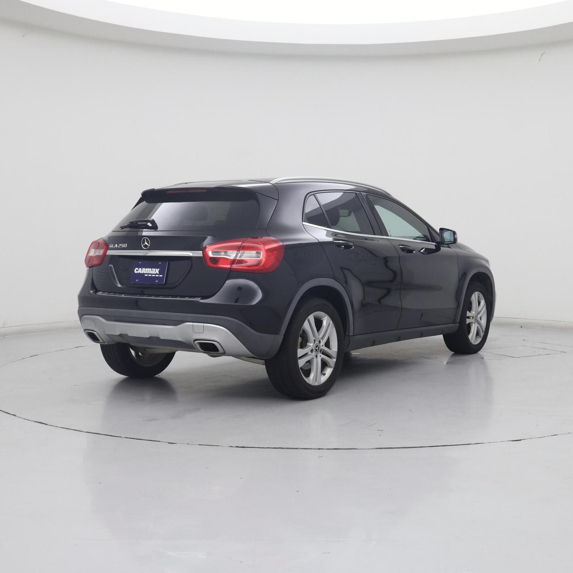 Thumbnail: 2019 Mercedes-Benz GLA - 8