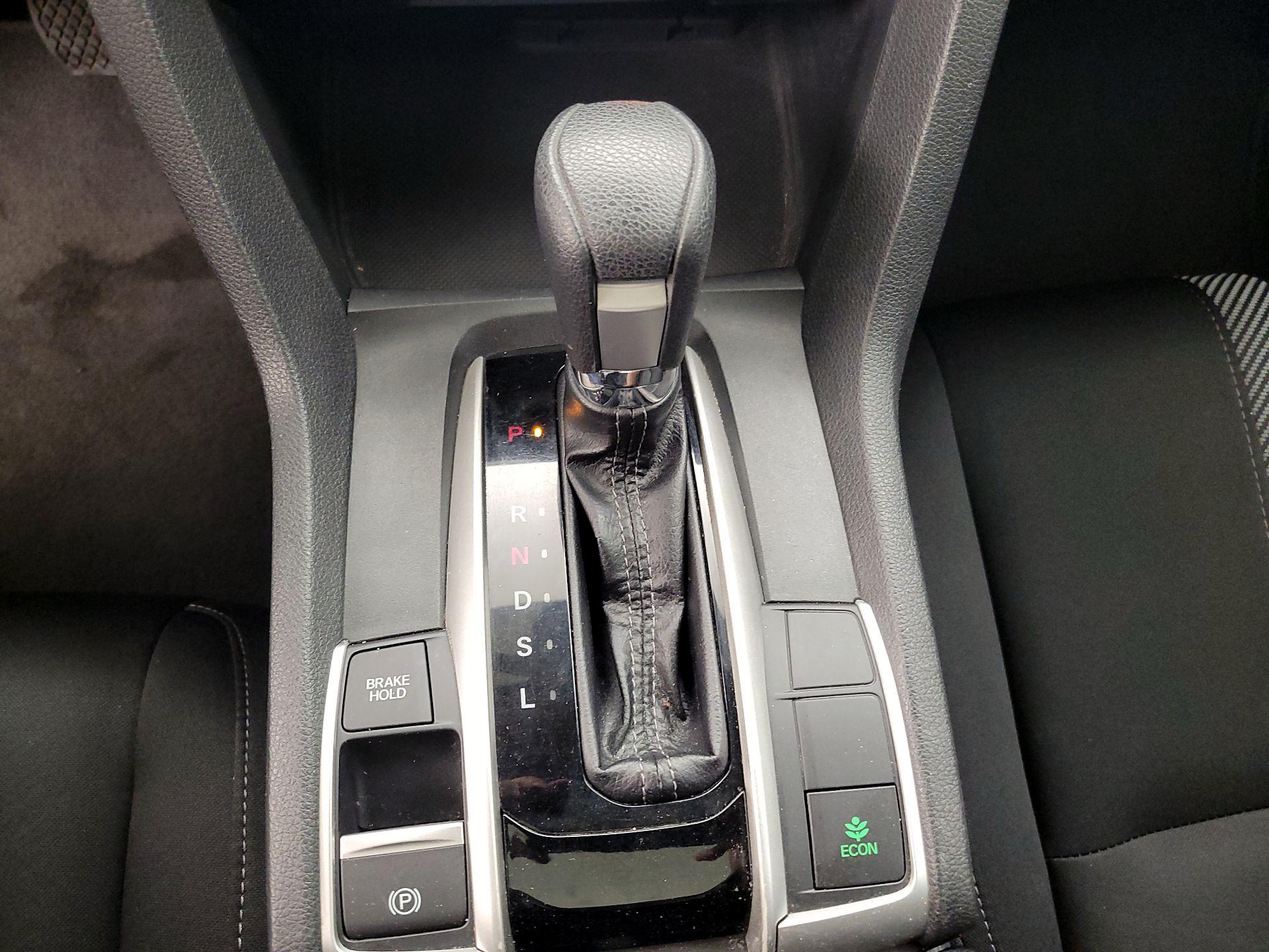 Thumbnail: 2016 Honda Civic - 17