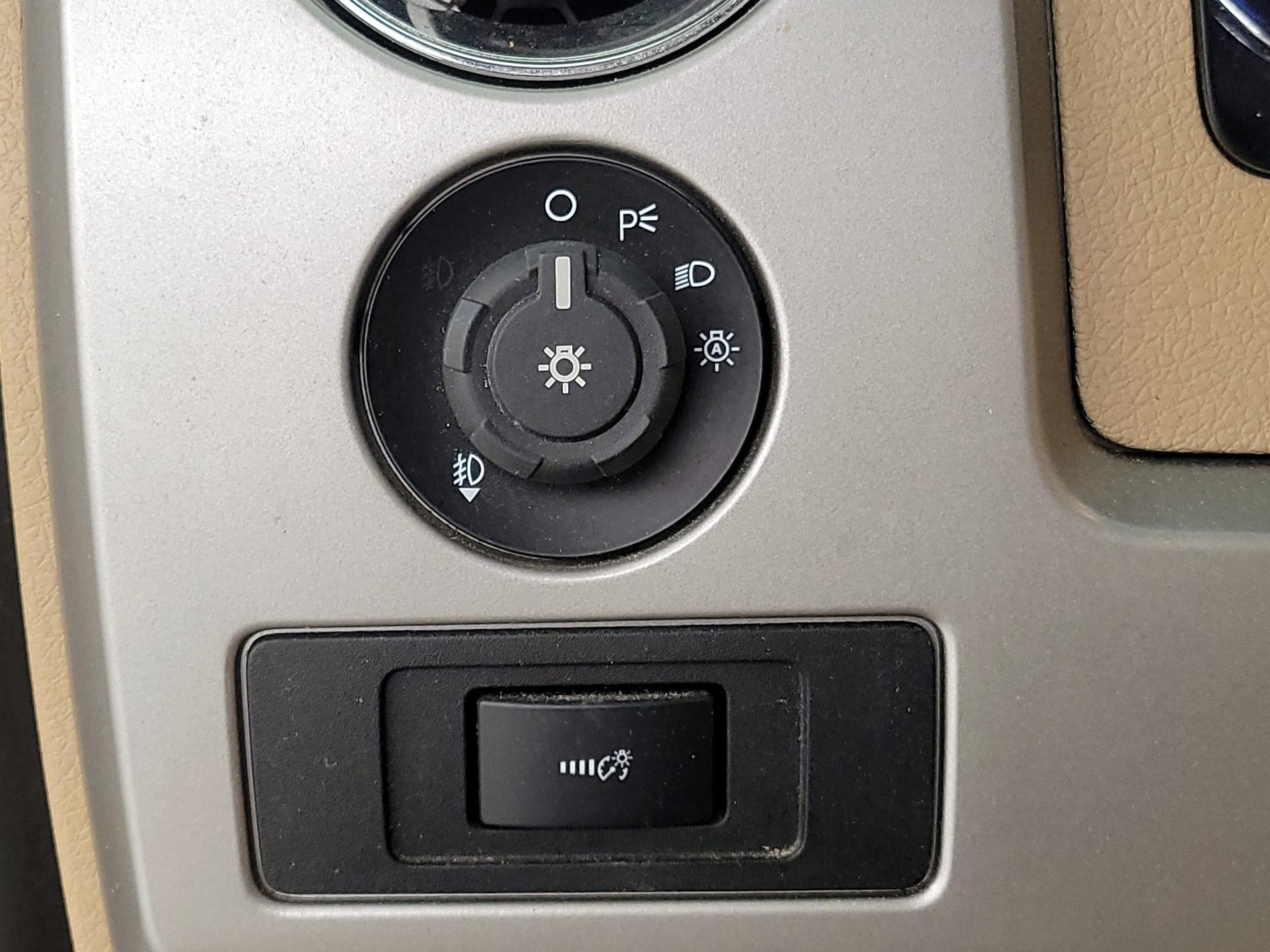 Thumbnail: 2014 Ford F-150 - 13