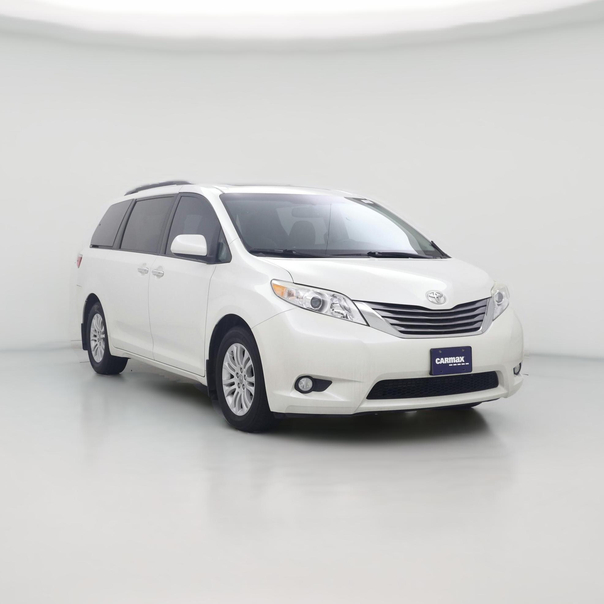 Thumbnail: 2017 Toyota Sienna - 1