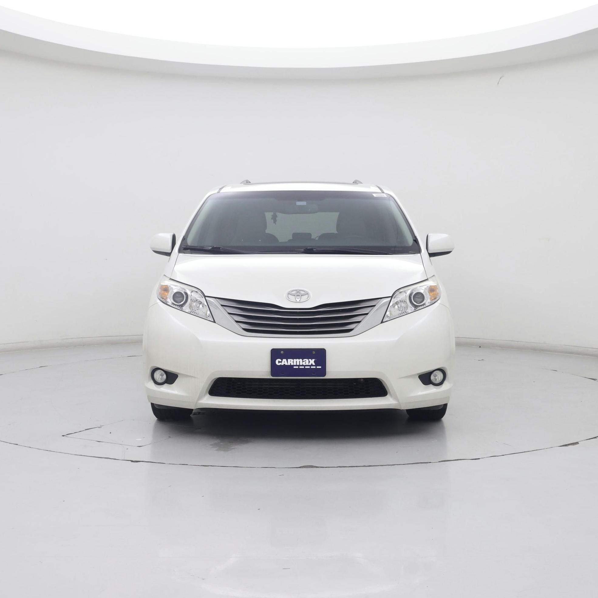 Thumbnail: 2017 Toyota Sienna - 5