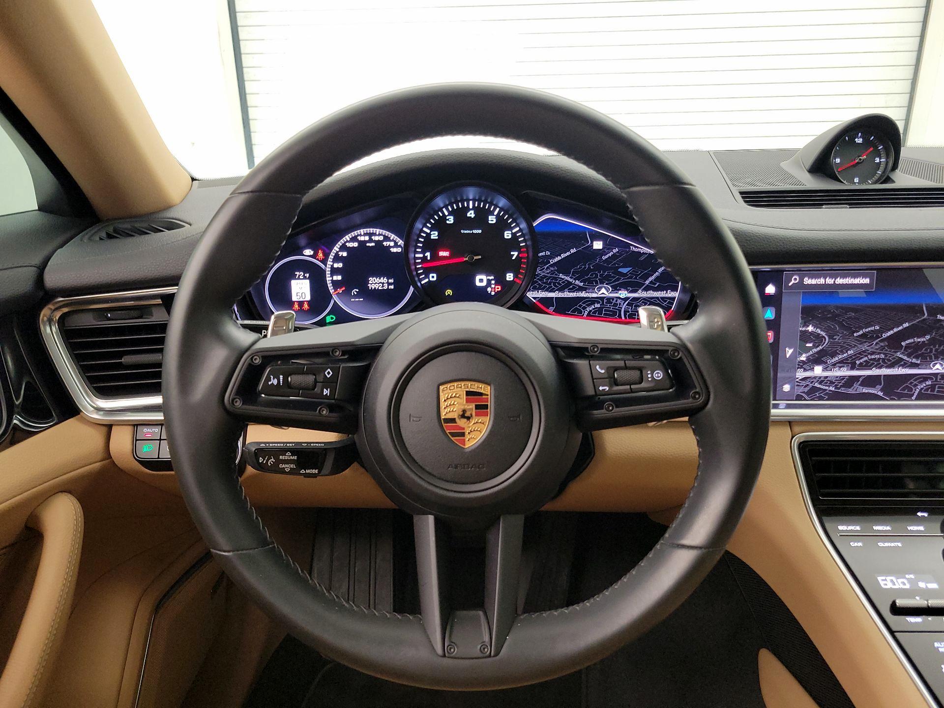 Thumbnail: 2022 Porsche Panamera - 10