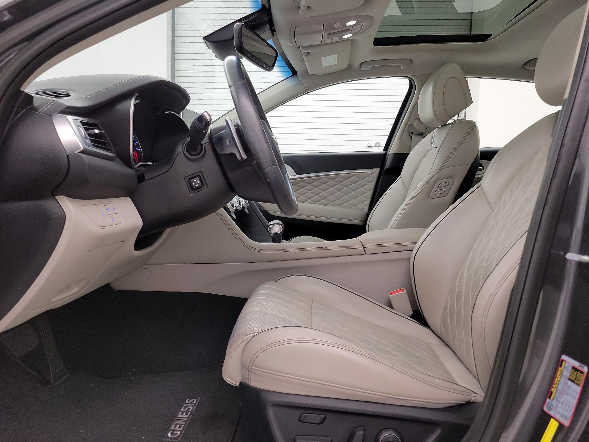 Thumbnail: 2021 Genesis G70 - 11