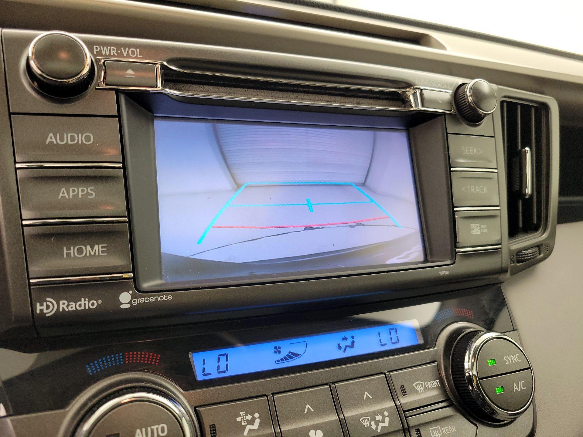 Thumbnail: 2015 Toyota RAV4 - 14