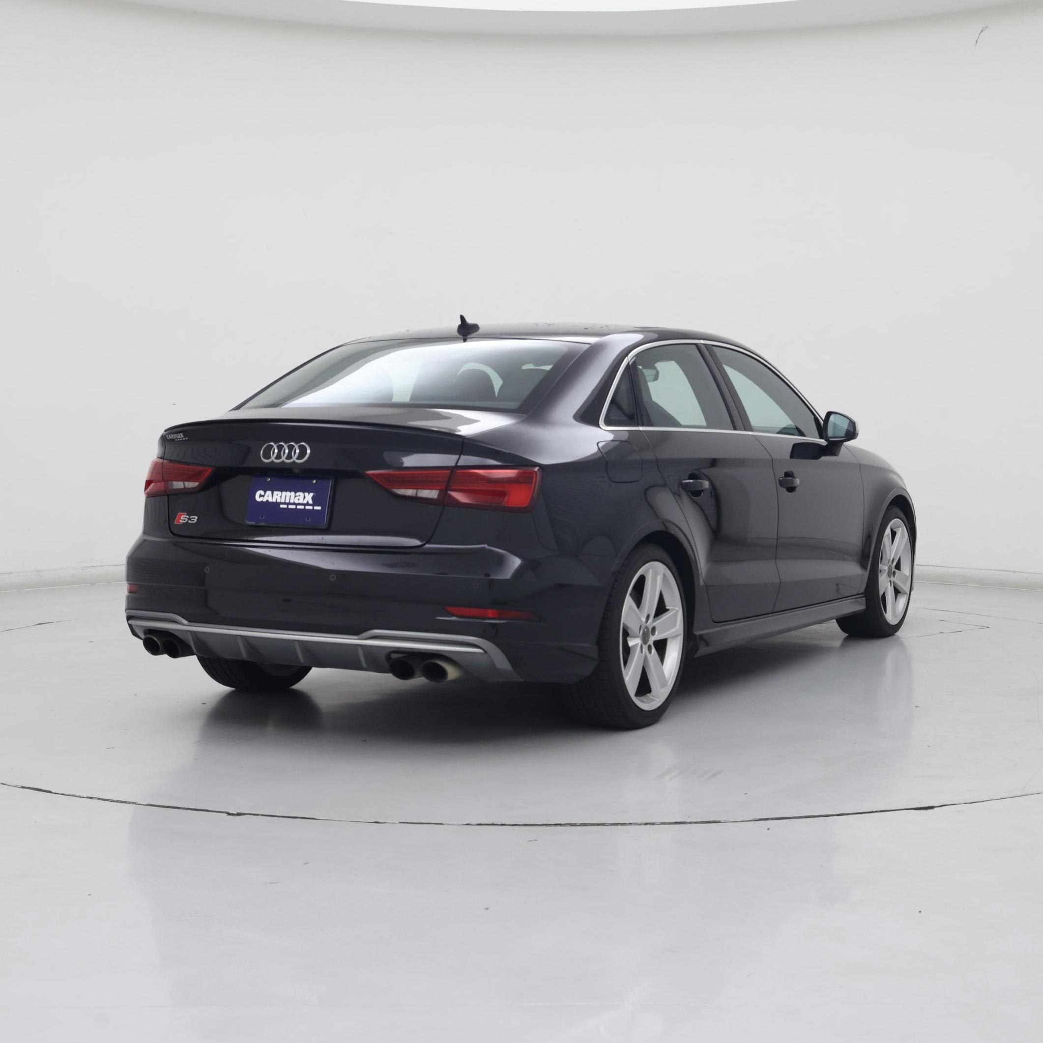 Thumbnail: 2017 Audi S3 - 8