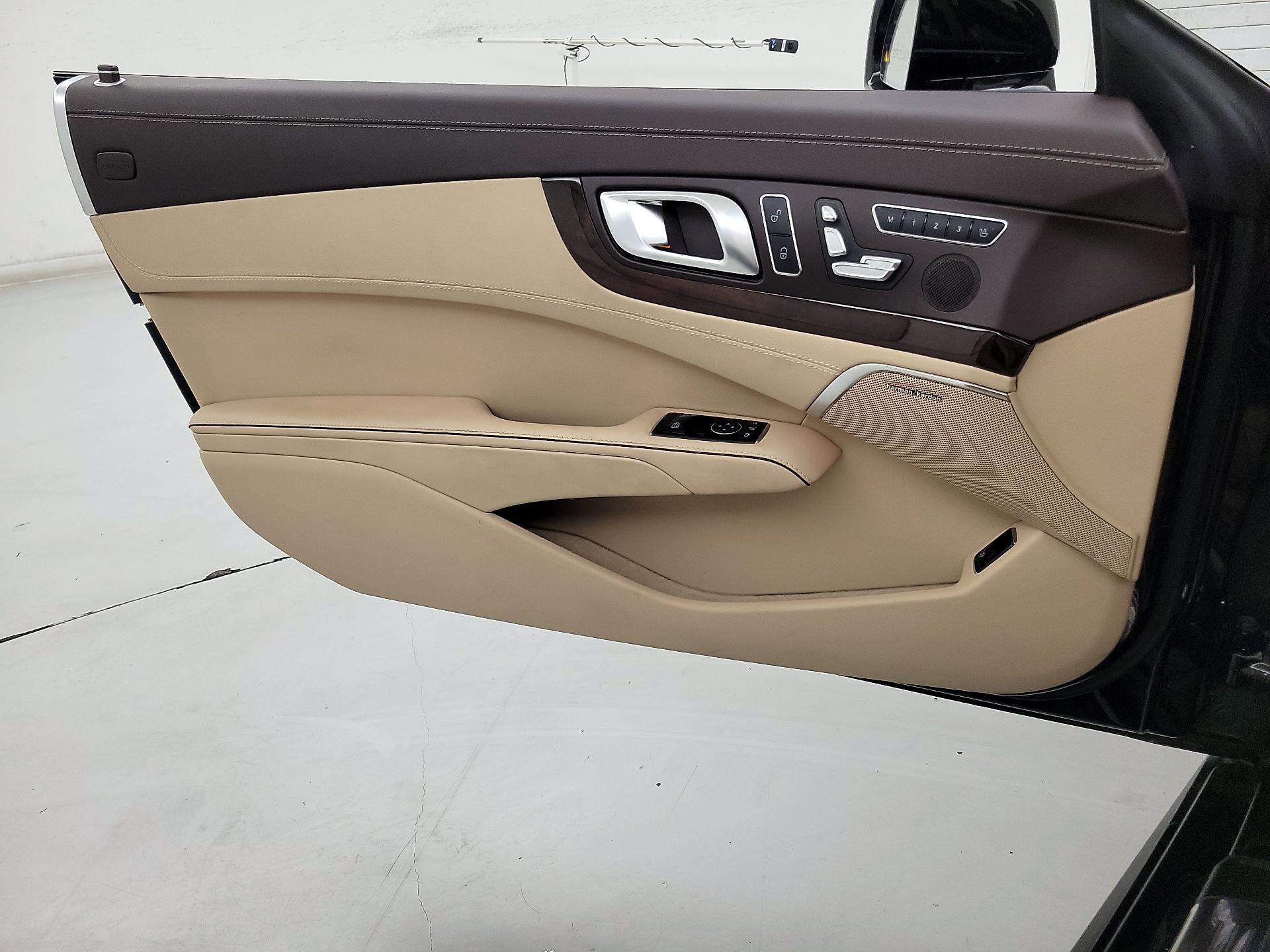 Thumbnail: 2018 Mercedes-Benz SL-Class - 12