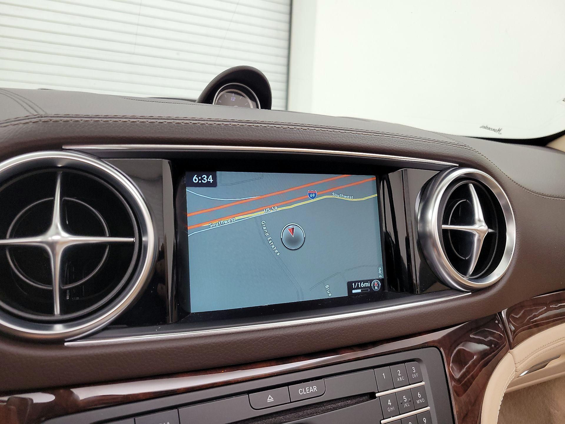 Thumbnail: 2018 Mercedes-Benz SL-Class - 14