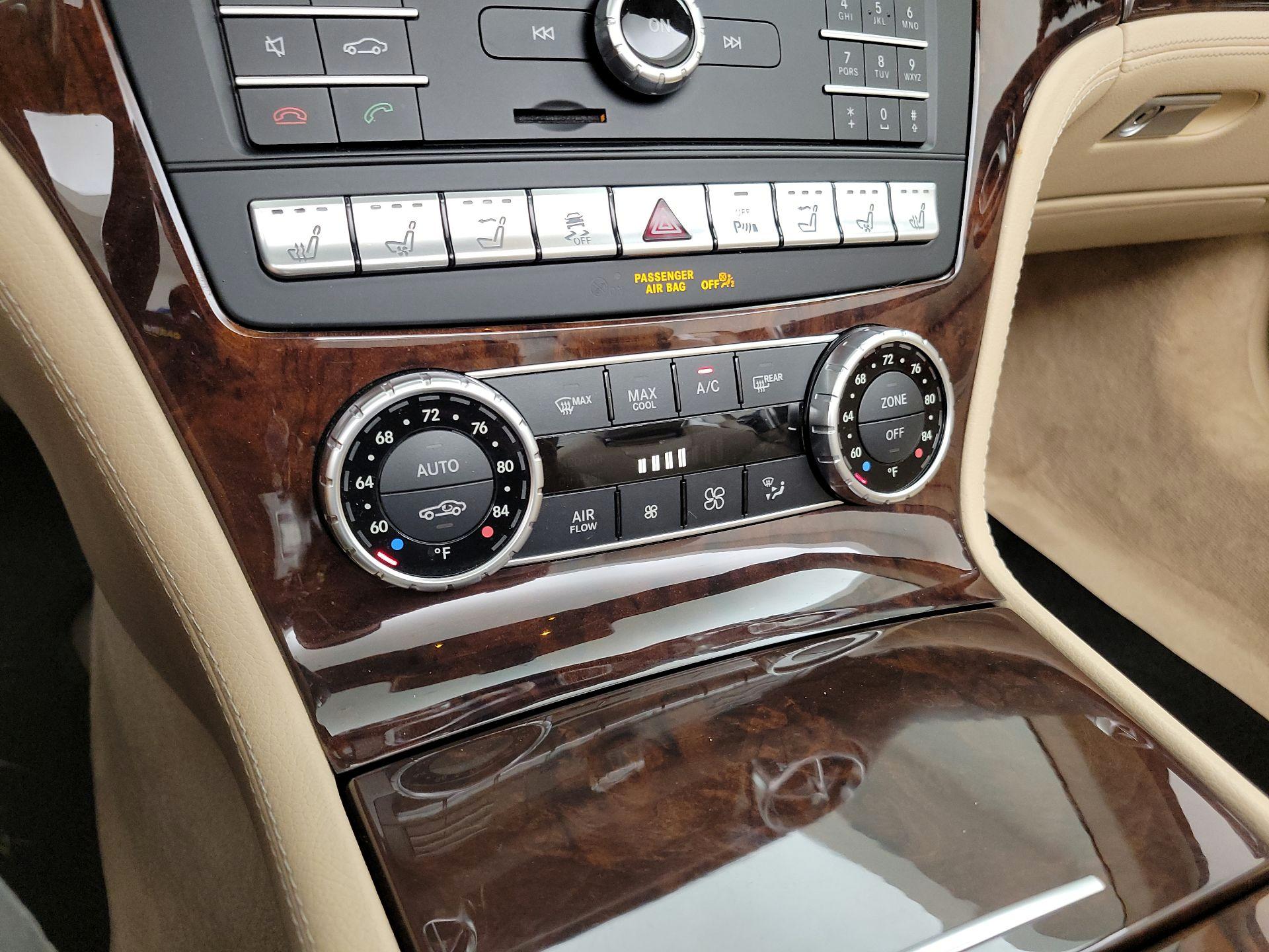 Thumbnail: 2018 Mercedes-Benz SL-Class - 17