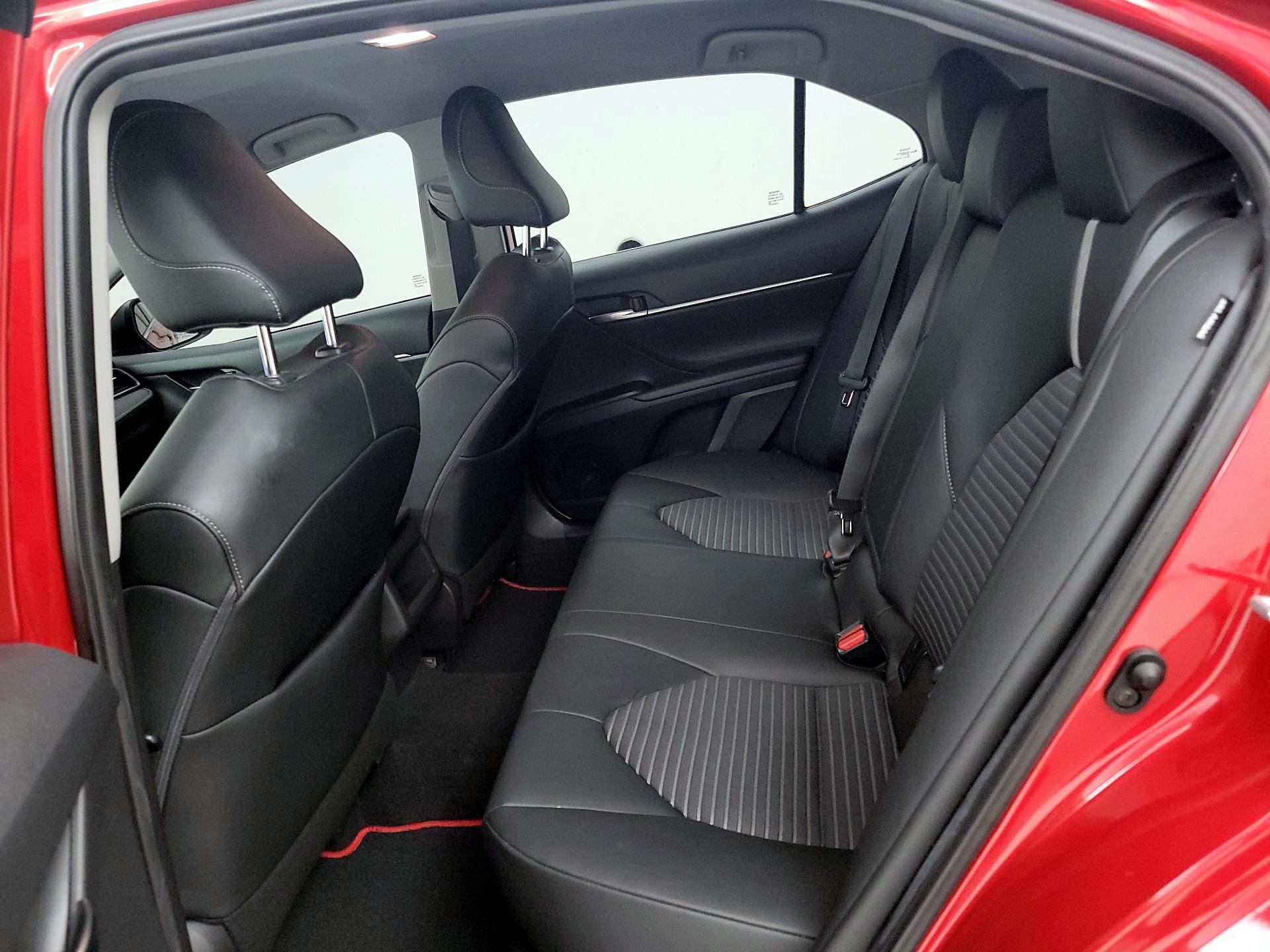 Thumbnail: 2021 Toyota Camry - 19