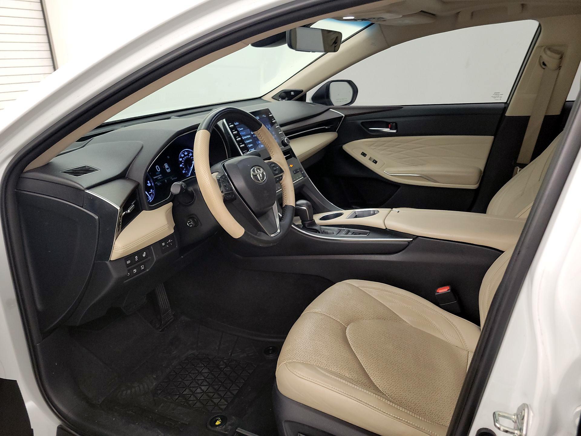 Thumbnail: 2019 Toyota Avalon - 11