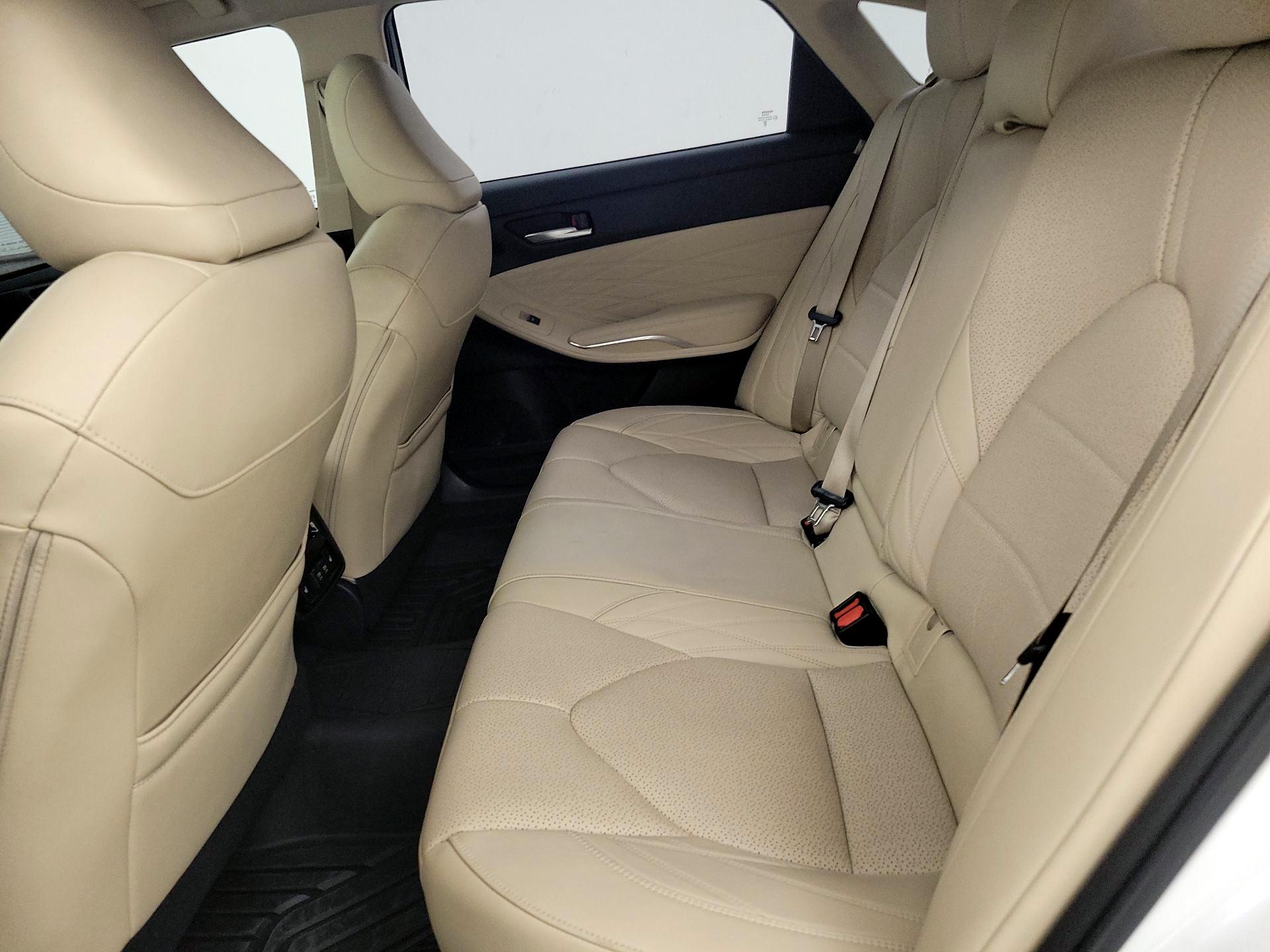 Thumbnail: 2019 Toyota Avalon - 20