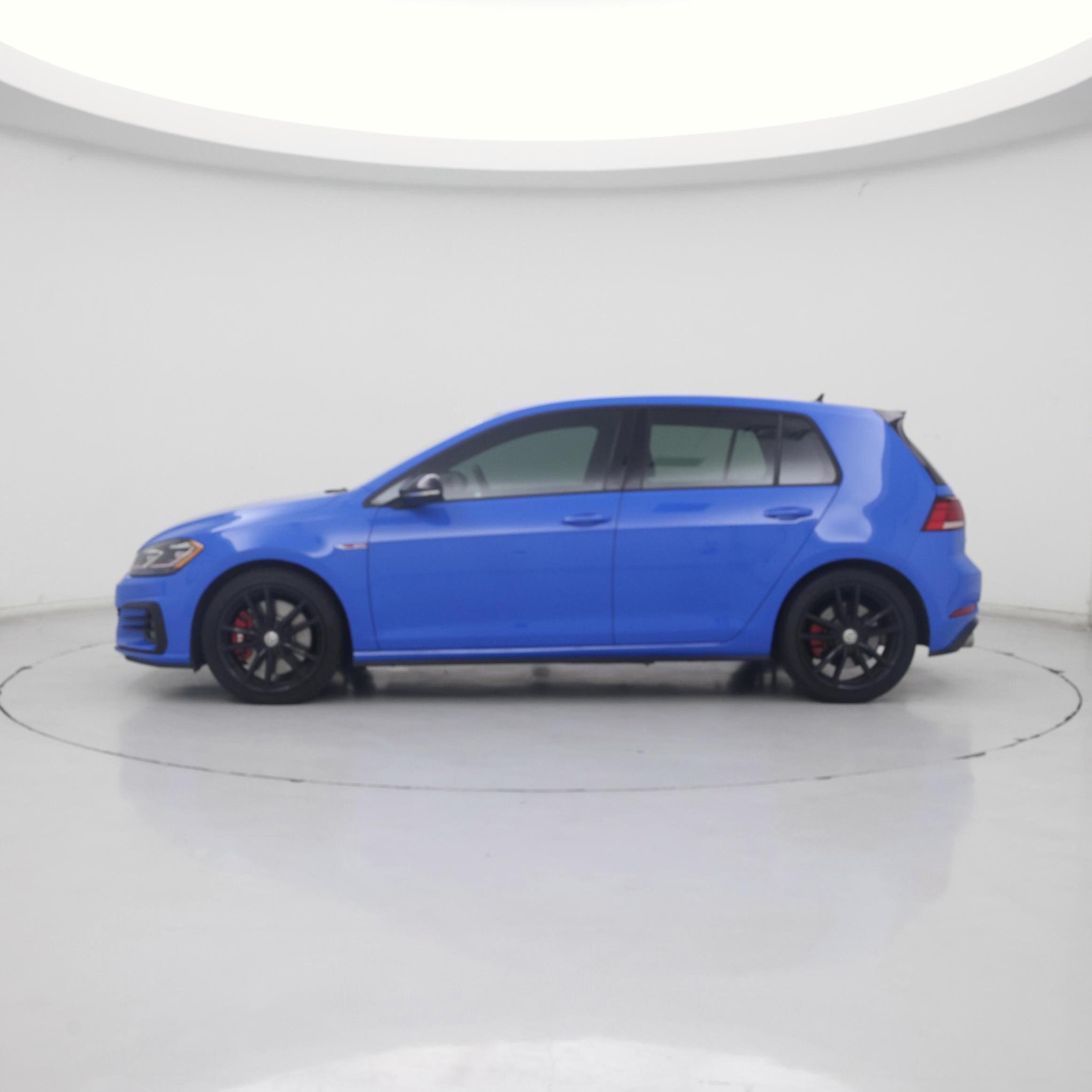 Thumbnail: 2019 Volkswagen Golf - 3