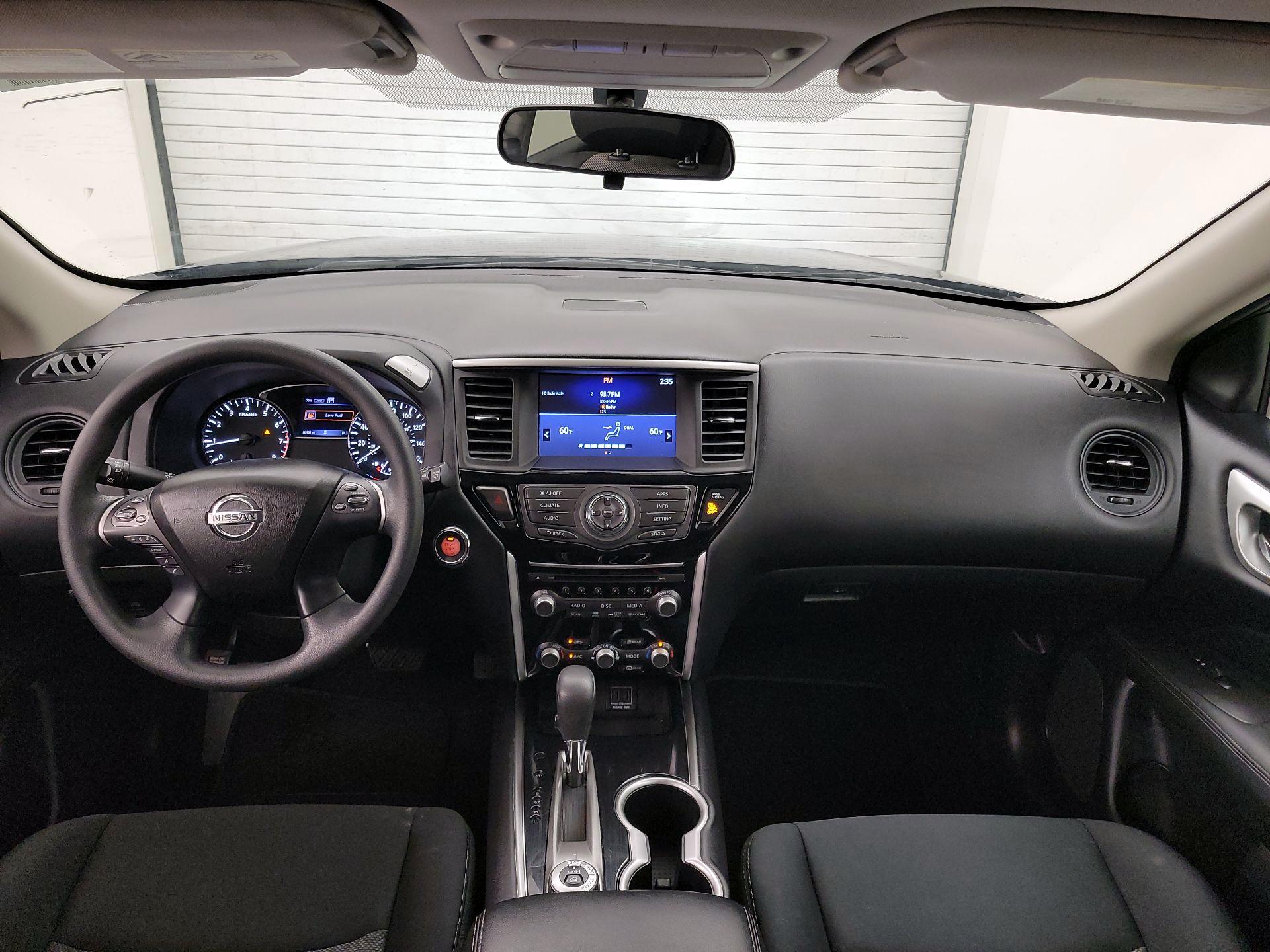 Thumbnail: 2018 Nissan Pathfinder - 9