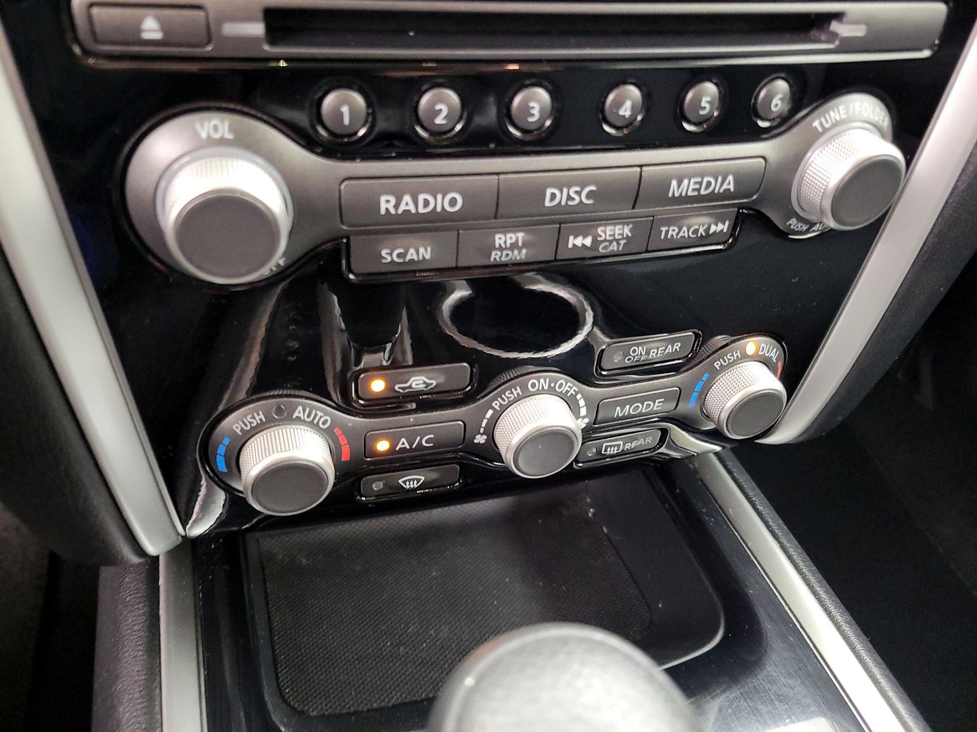 Thumbnail: 2018 Nissan Pathfinder - 16