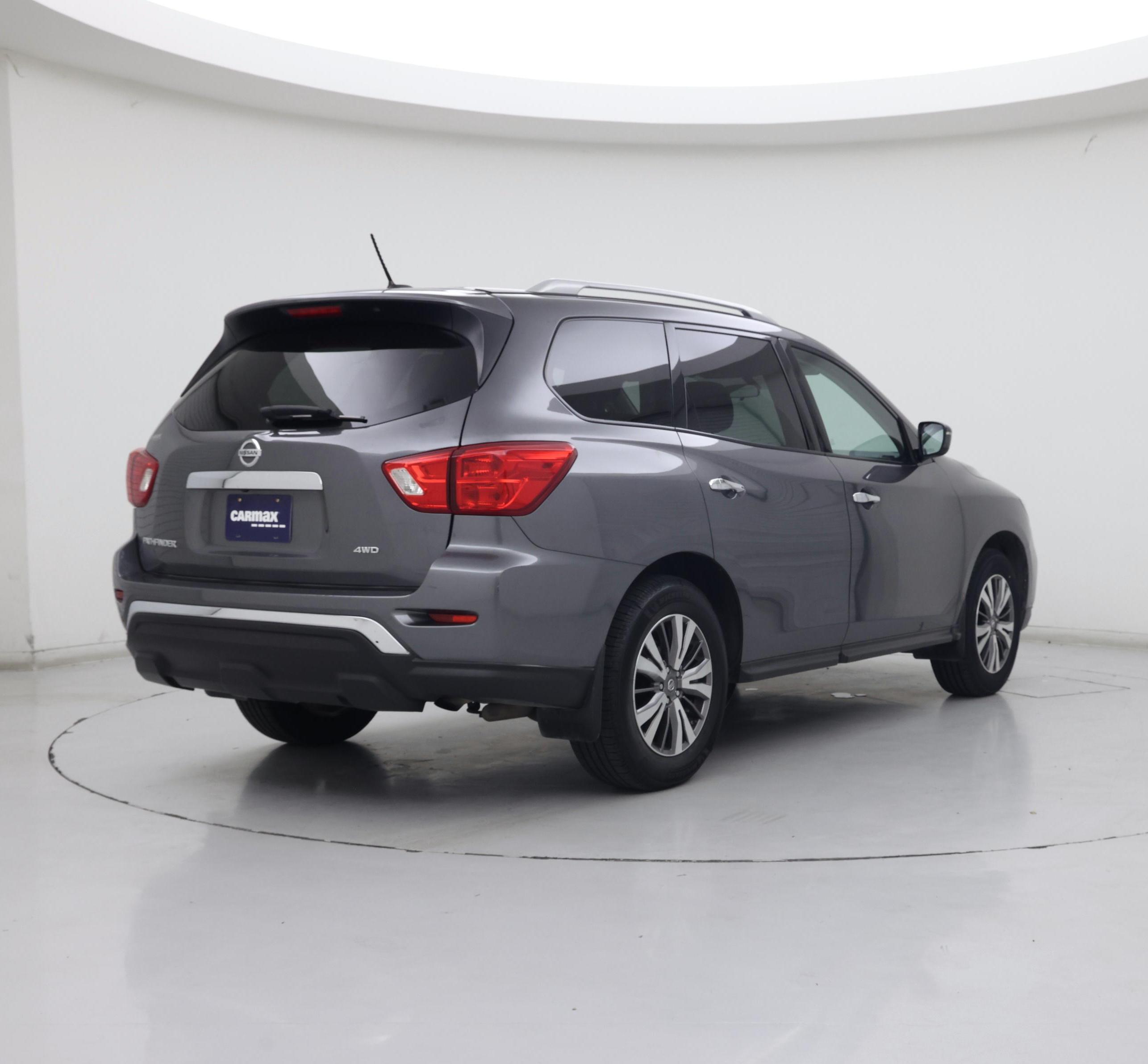 Thumbnail: 2018 Nissan Pathfinder - 8