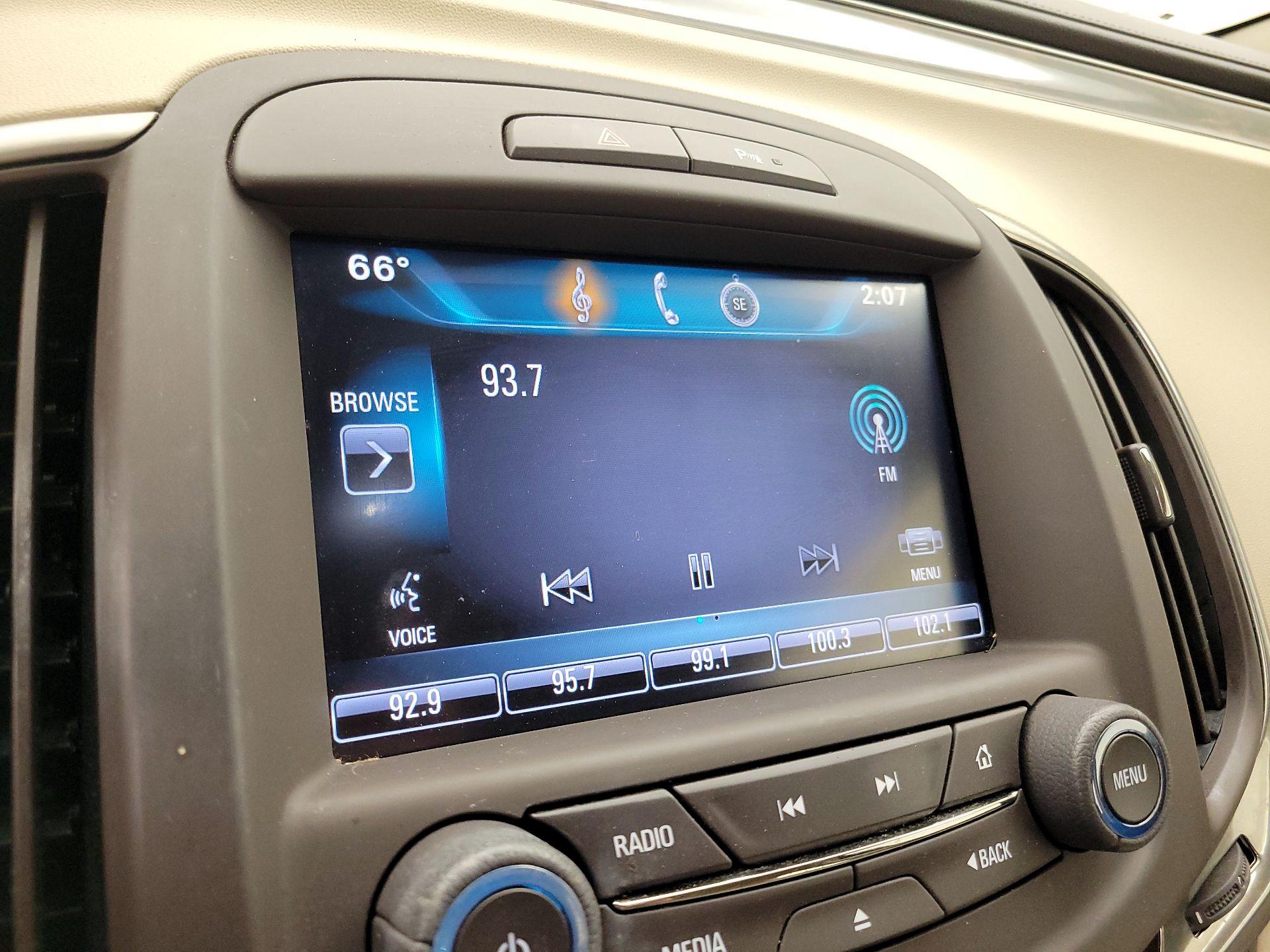 Thumbnail: 2015 Buick LaCrosse - 15