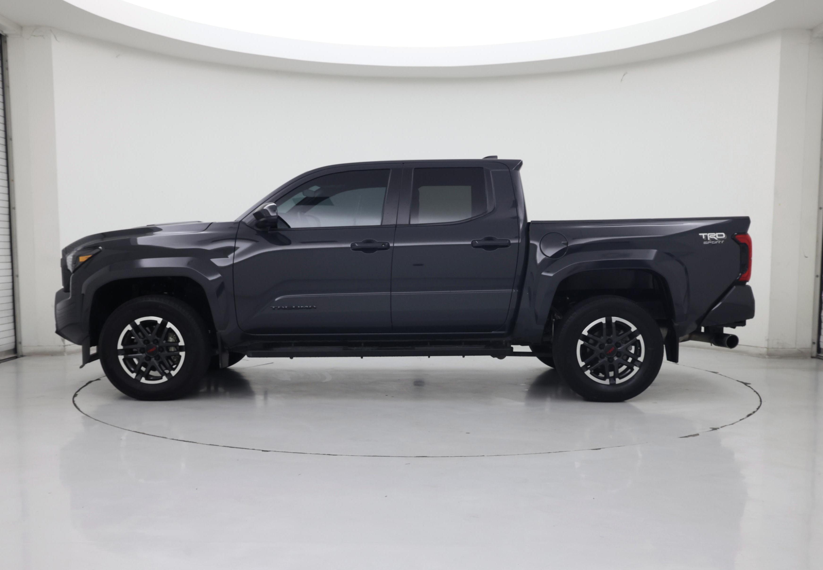 Thumbnail: 2024 Toyota Tacoma - 3