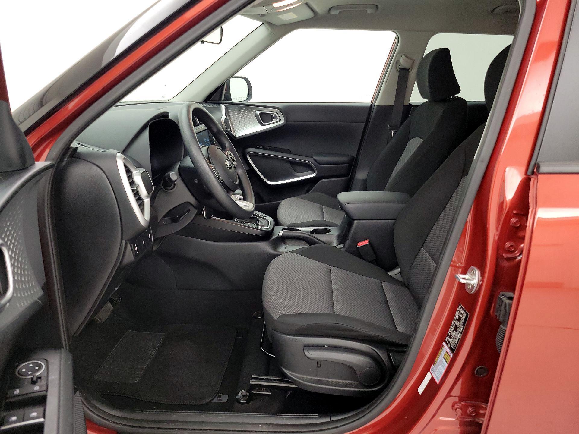 Thumbnail: 2020 Kia Soul - 11