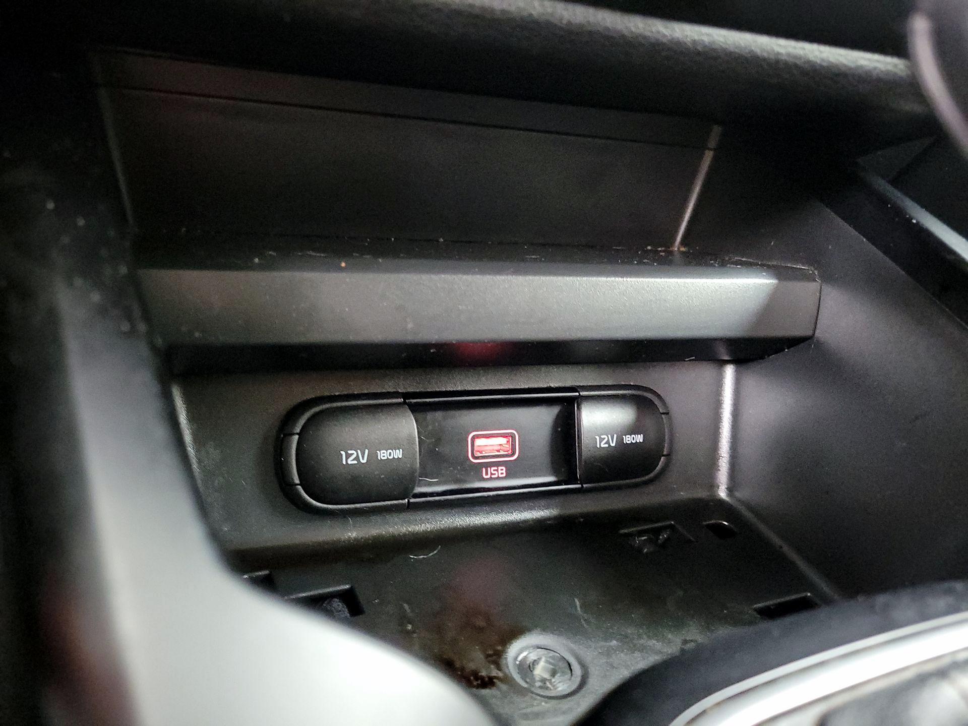 Thumbnail: 2020 Kia Soul - 18