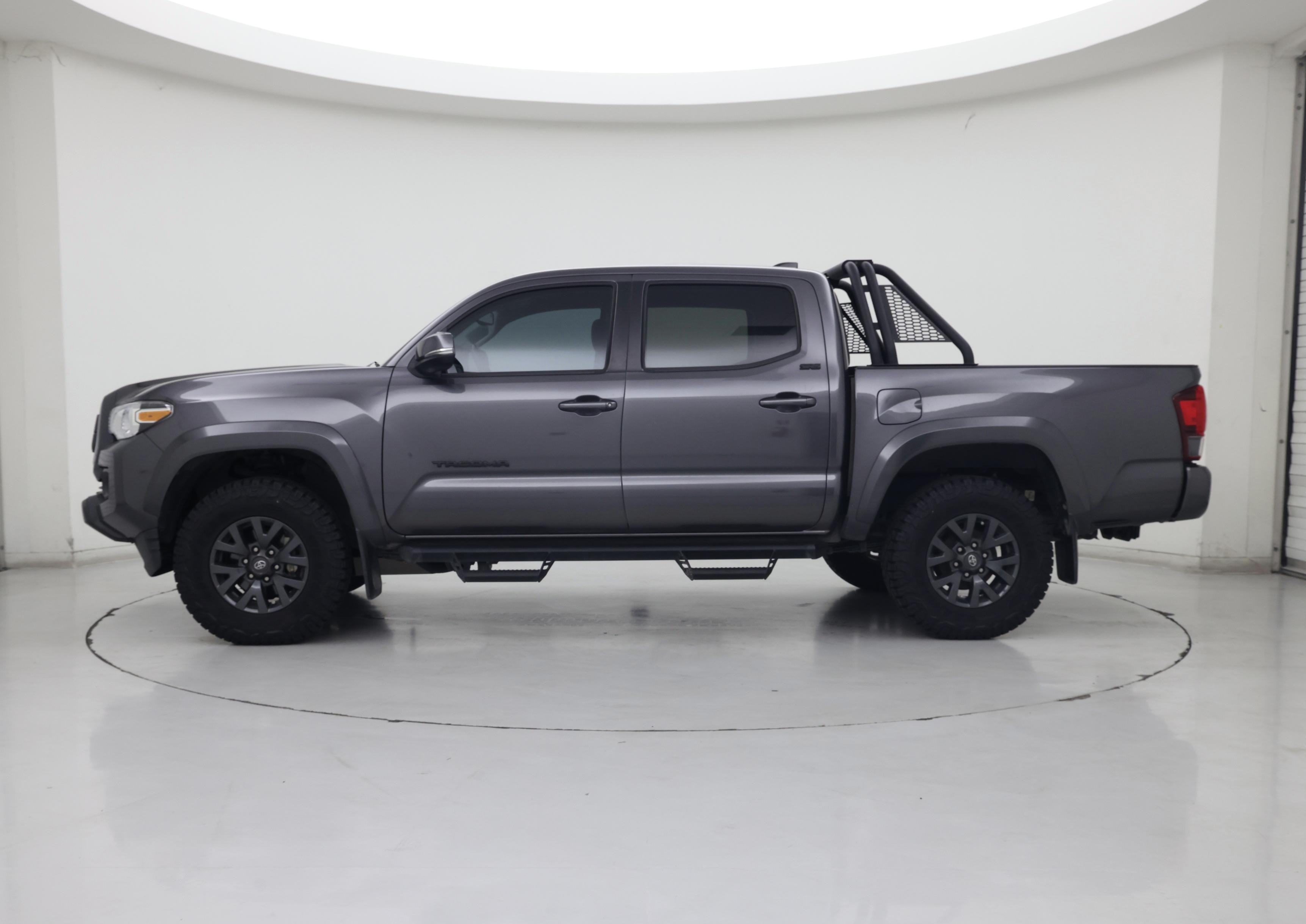 Thumbnail: 2023 Toyota Tacoma - 3
