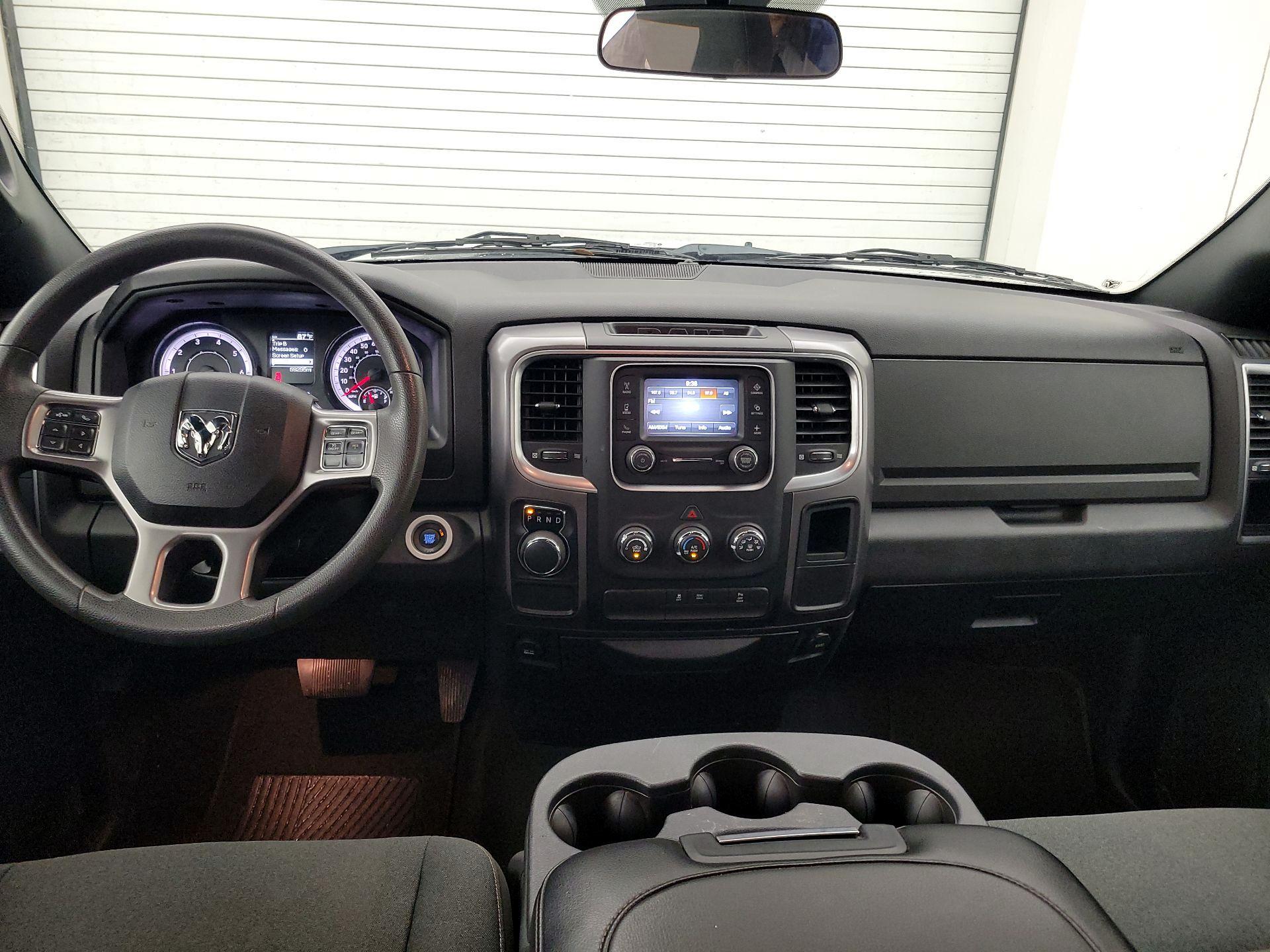 Thumbnail: 2021 RAM 1500 Classic - 9