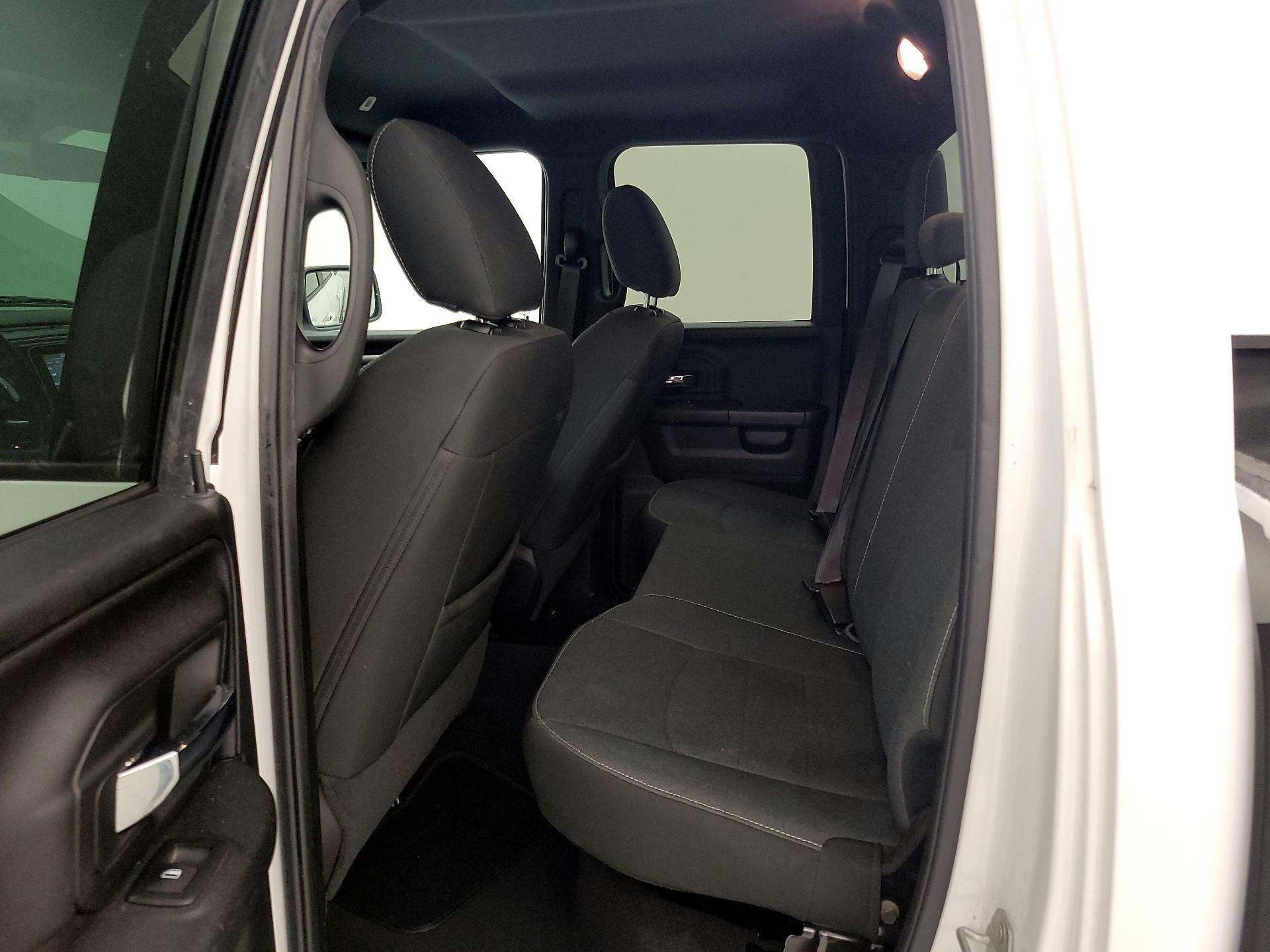 Thumbnail: 2021 RAM 1500 Classic - 19