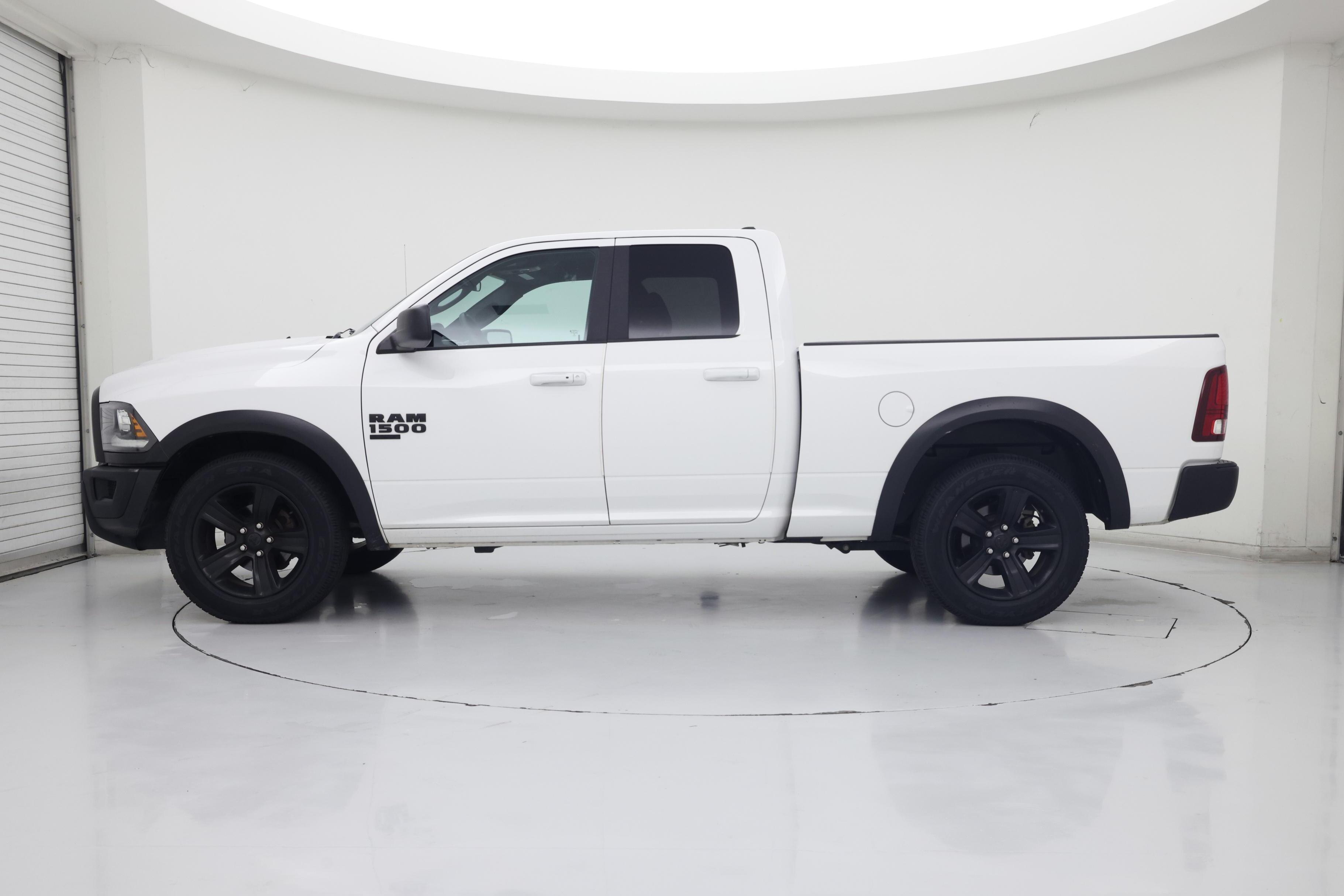 Thumbnail: 2021 RAM 1500 Classic - 3