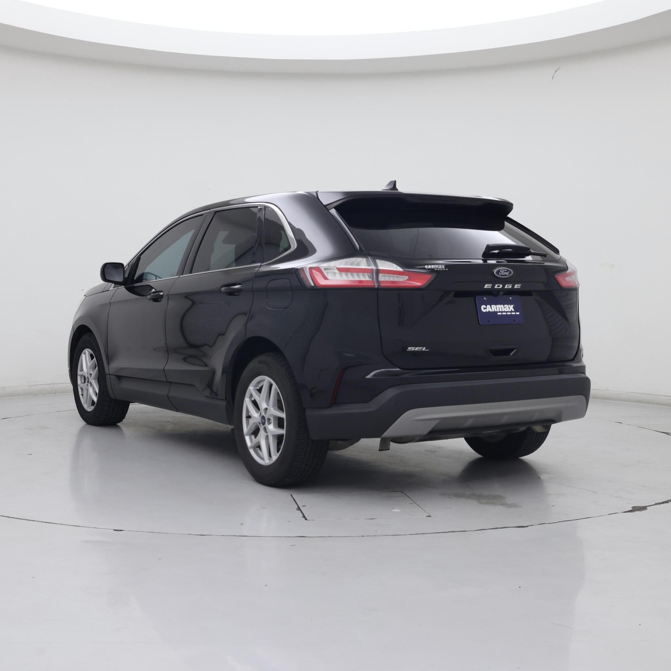 Thumbnail: 2021 Ford Edge - 2