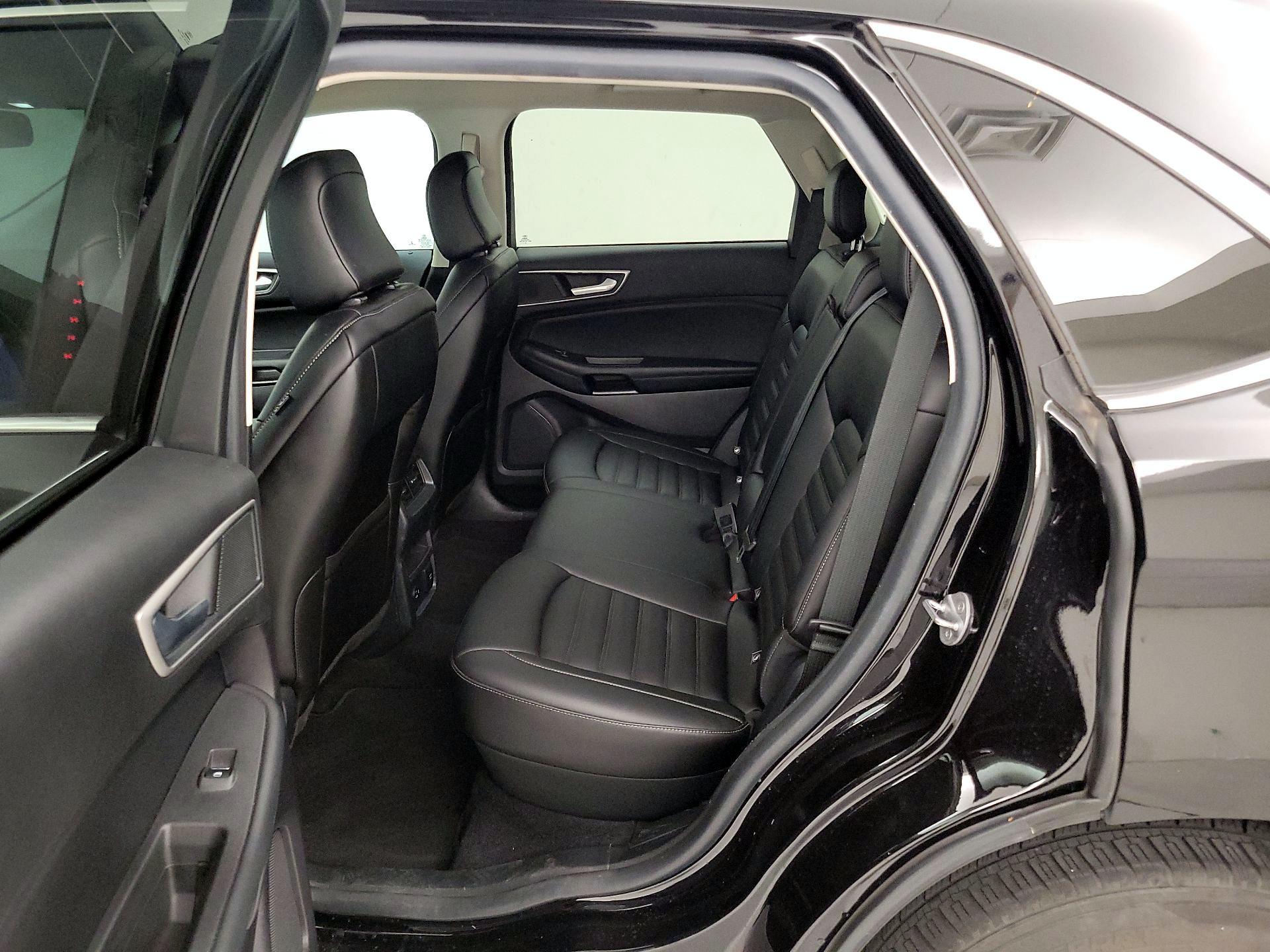 Thumbnail: 2021 Ford Edge - 19
