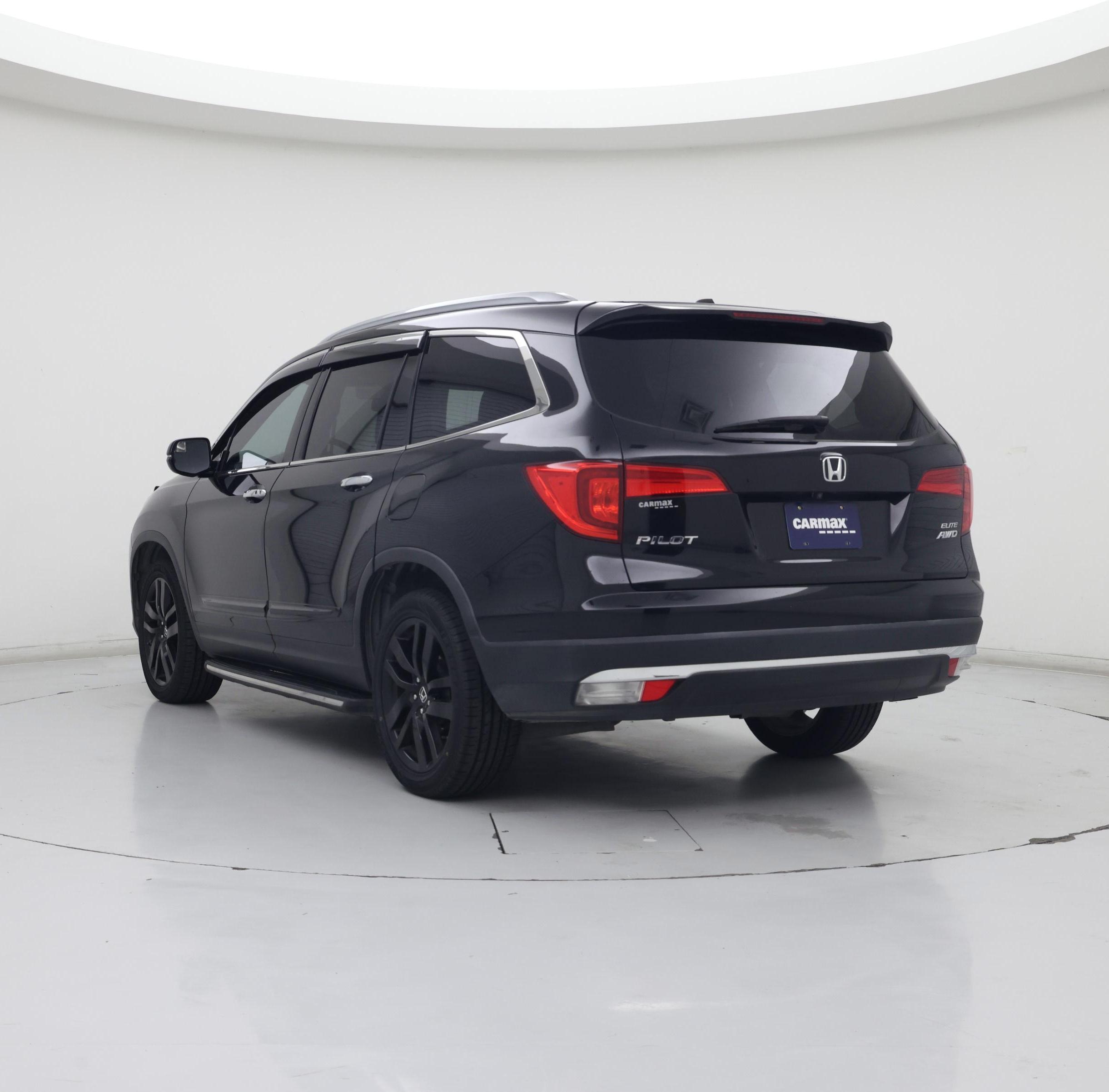 Thumbnail: 2016 Honda Pilot - 2
