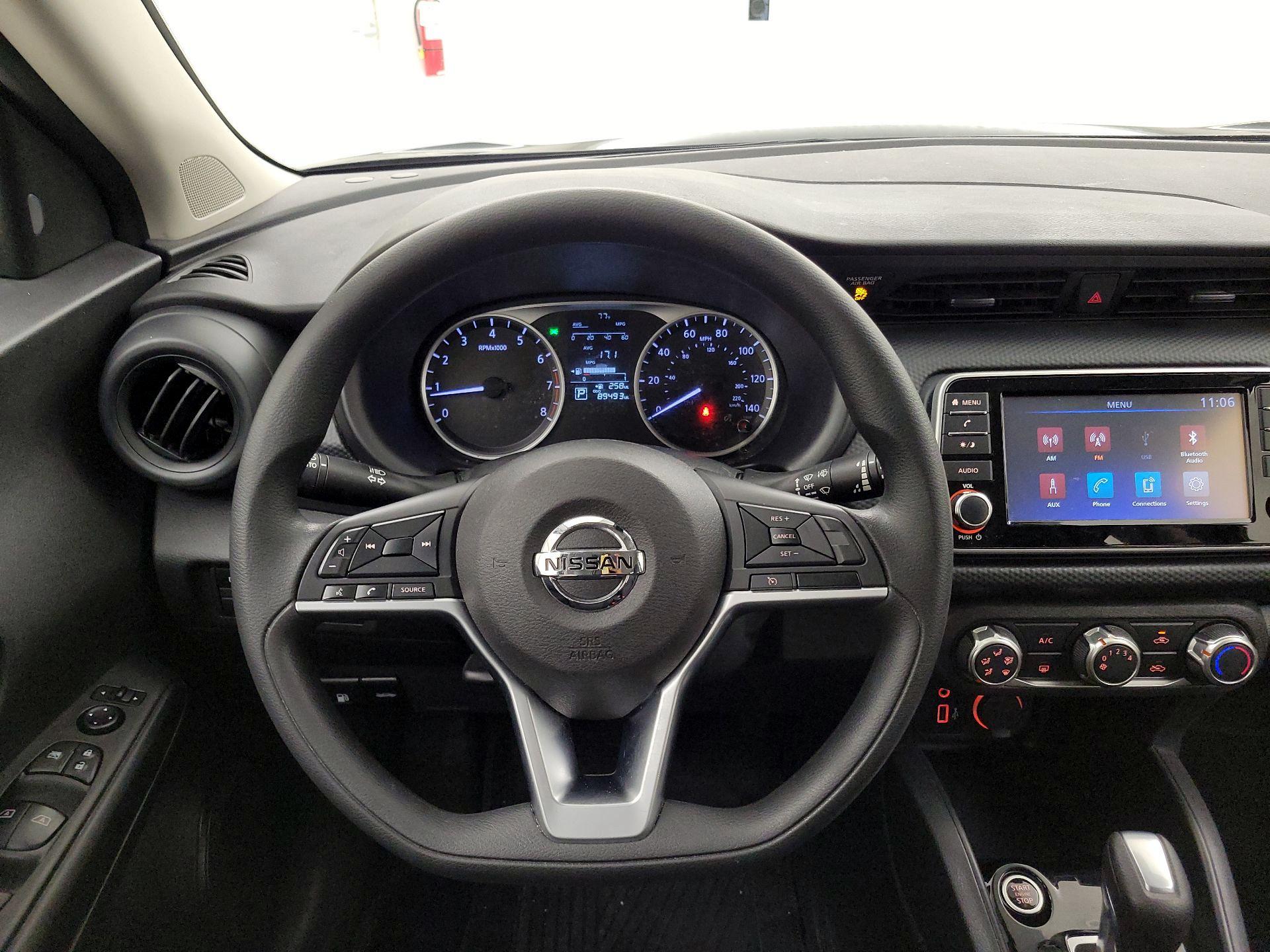Thumbnail: 2021 Nissan Kicks - 10