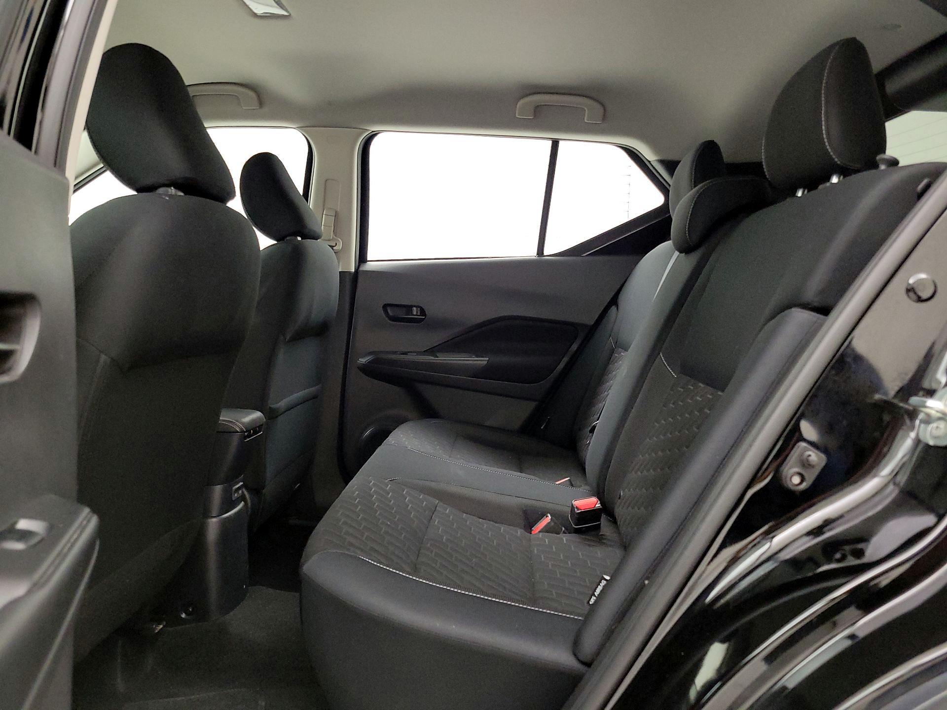 Thumbnail: 2021 Nissan Kicks - 19