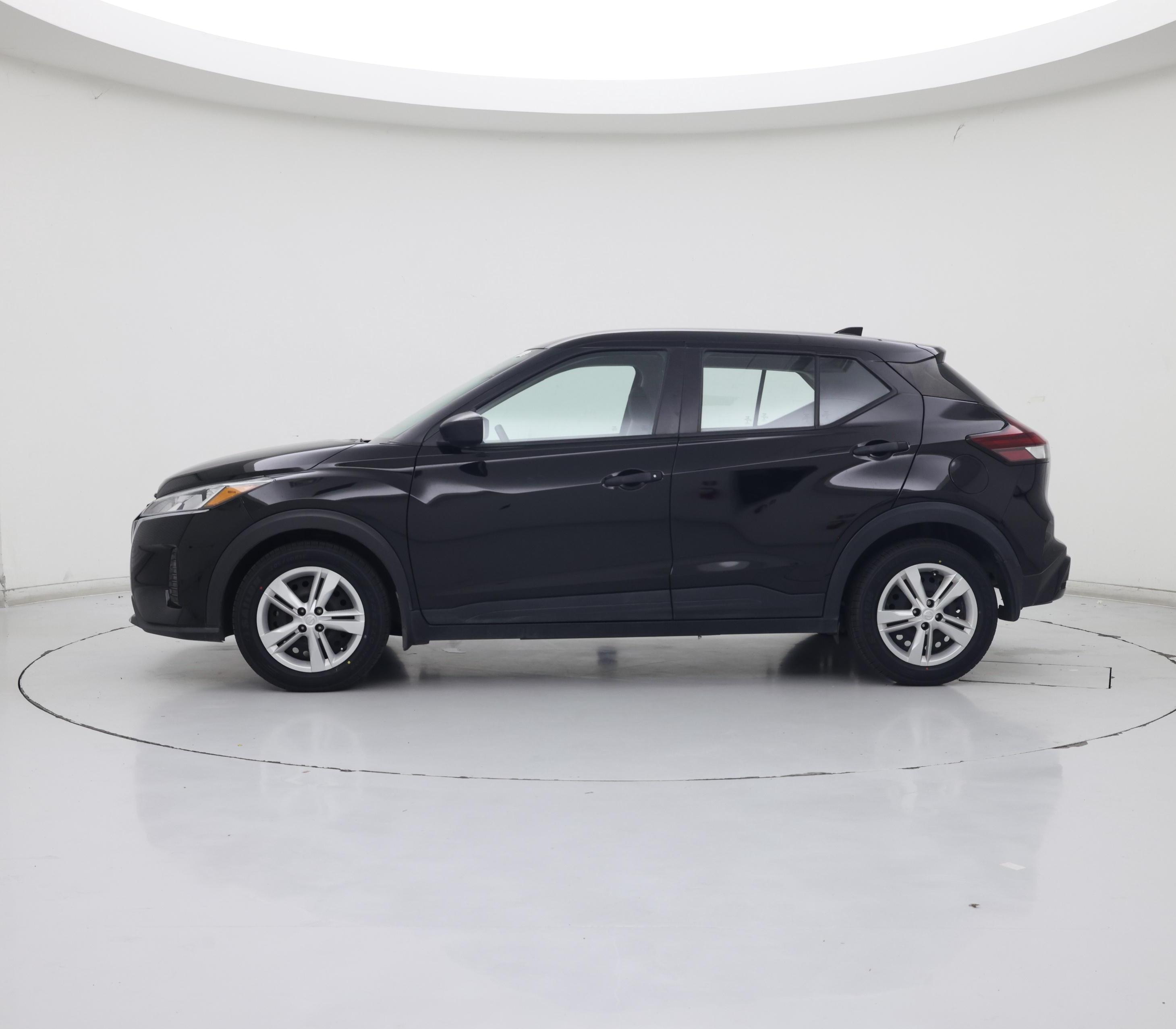Thumbnail: 2021 Nissan Kicks - 3