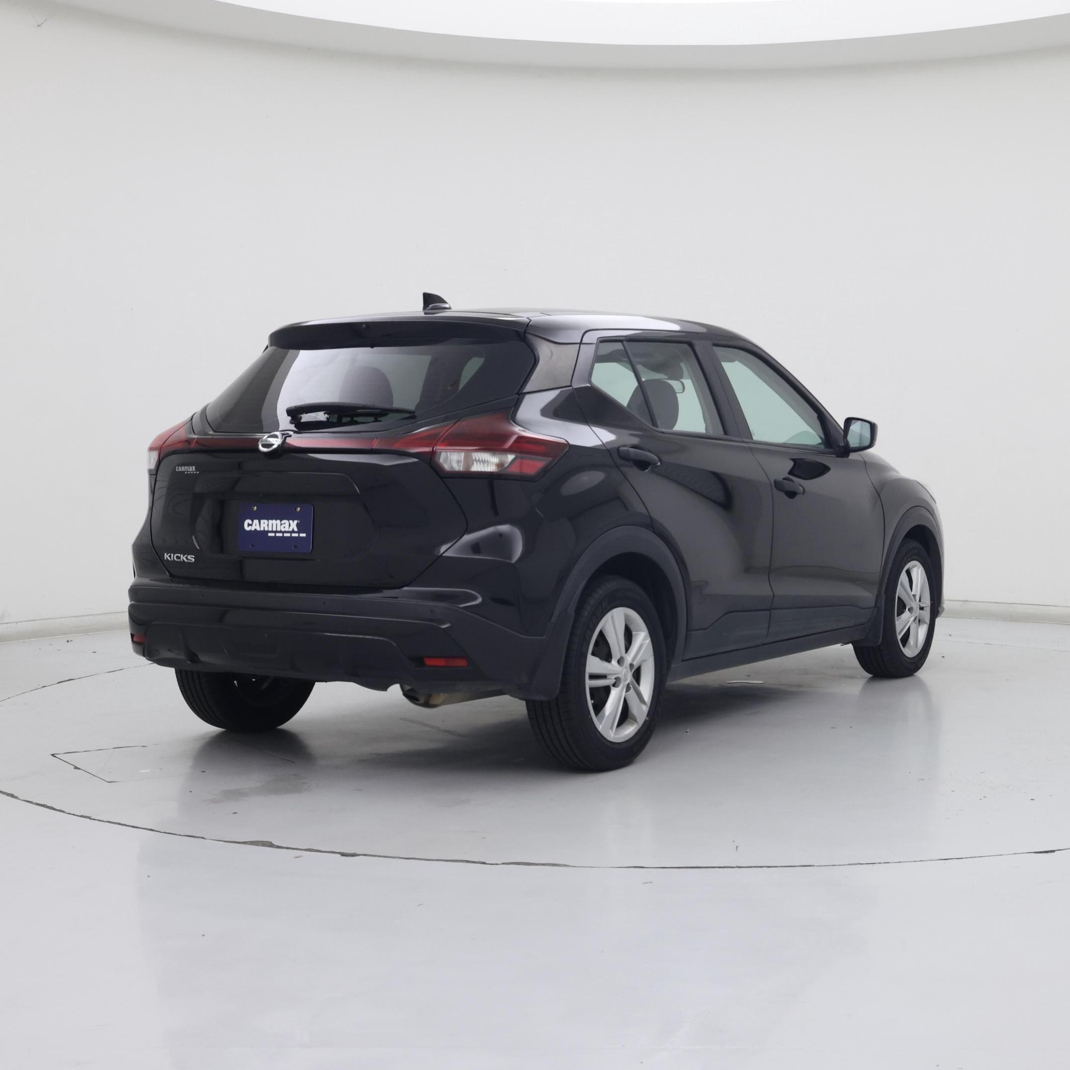 Thumbnail: 2021 Nissan Kicks - 8