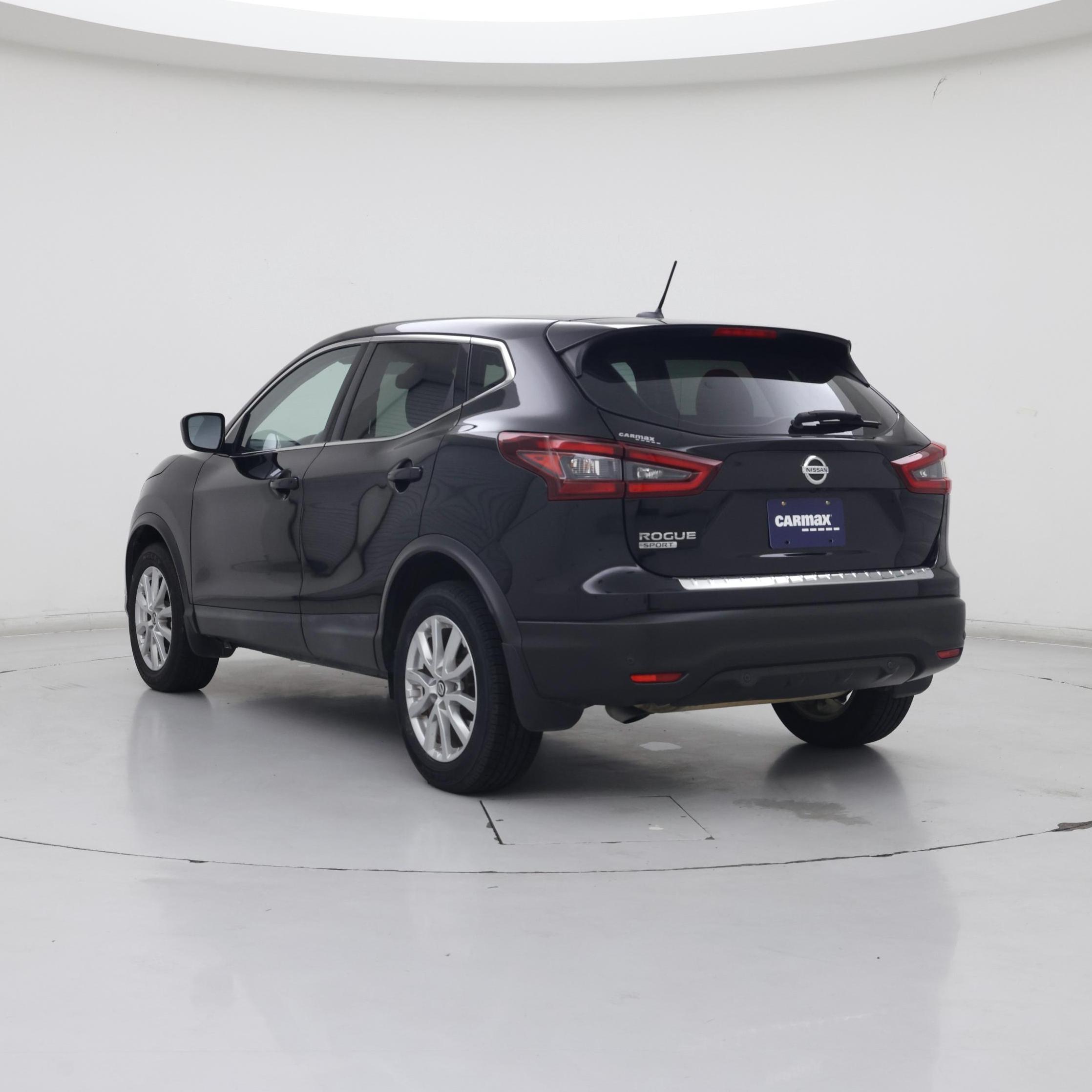 Thumbnail: 2020 Nissan Rogue Sport - 2
