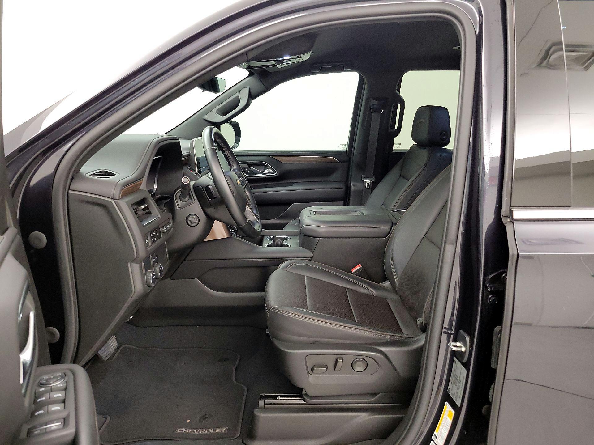 Thumbnail: 2023 Chevrolet Suburban - 11