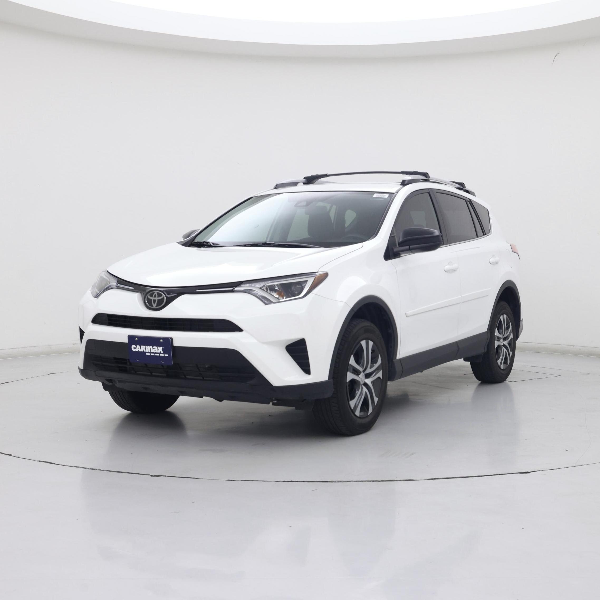 Thumbnail: 2018 Toyota RAV4 - 4