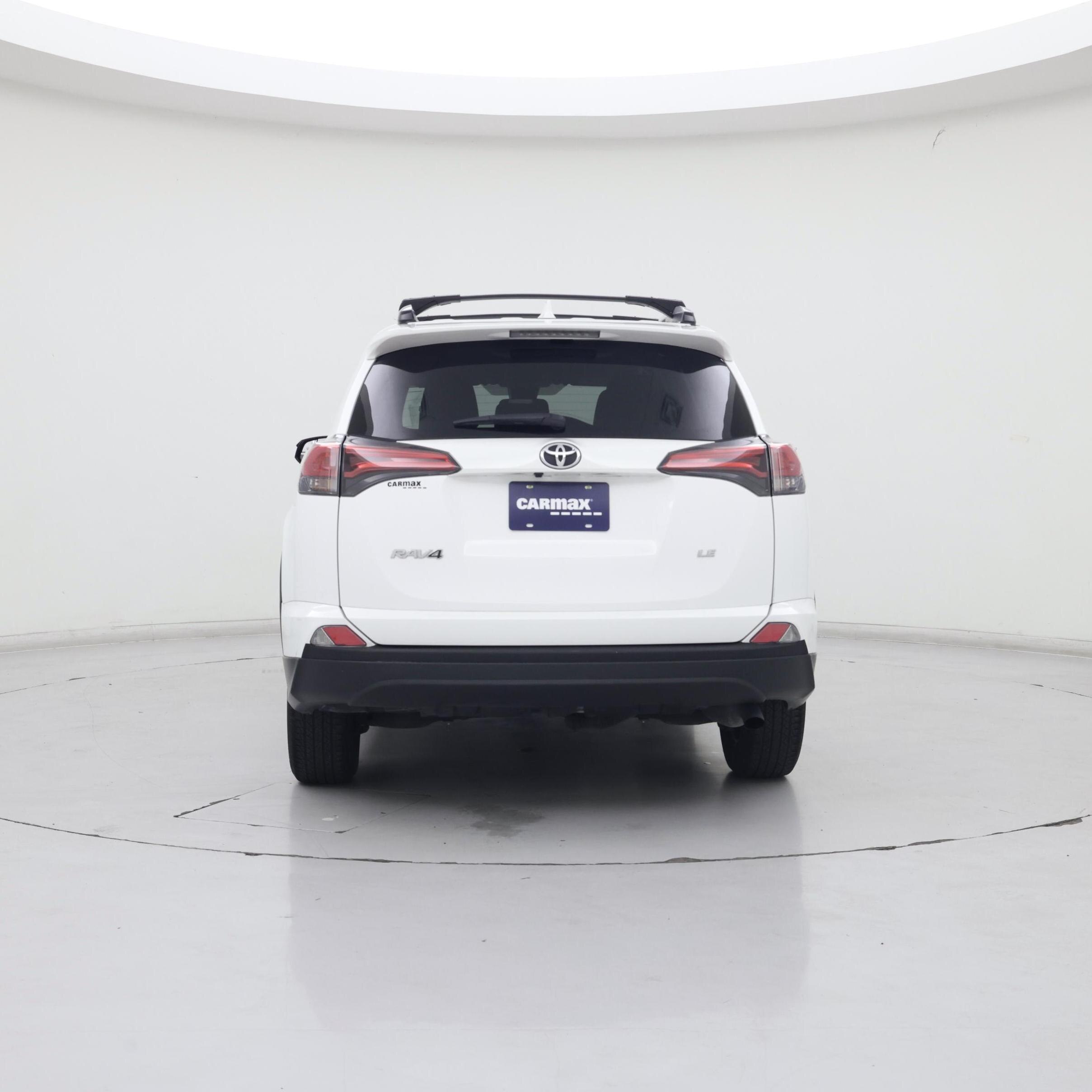 Thumbnail: 2018 Toyota RAV4 - 6