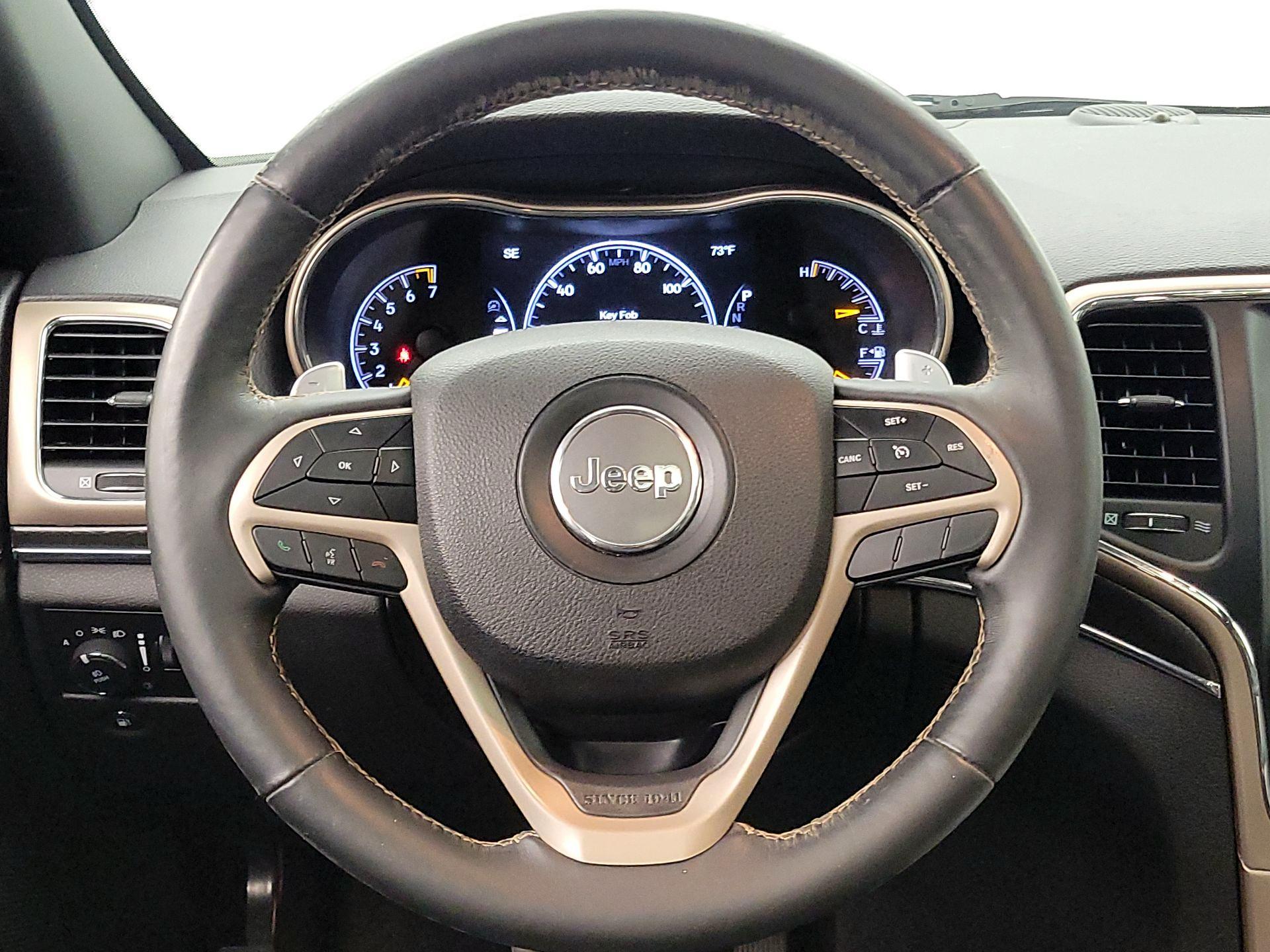 Thumbnail: 2017 Jeep Grand Cherokee - 10