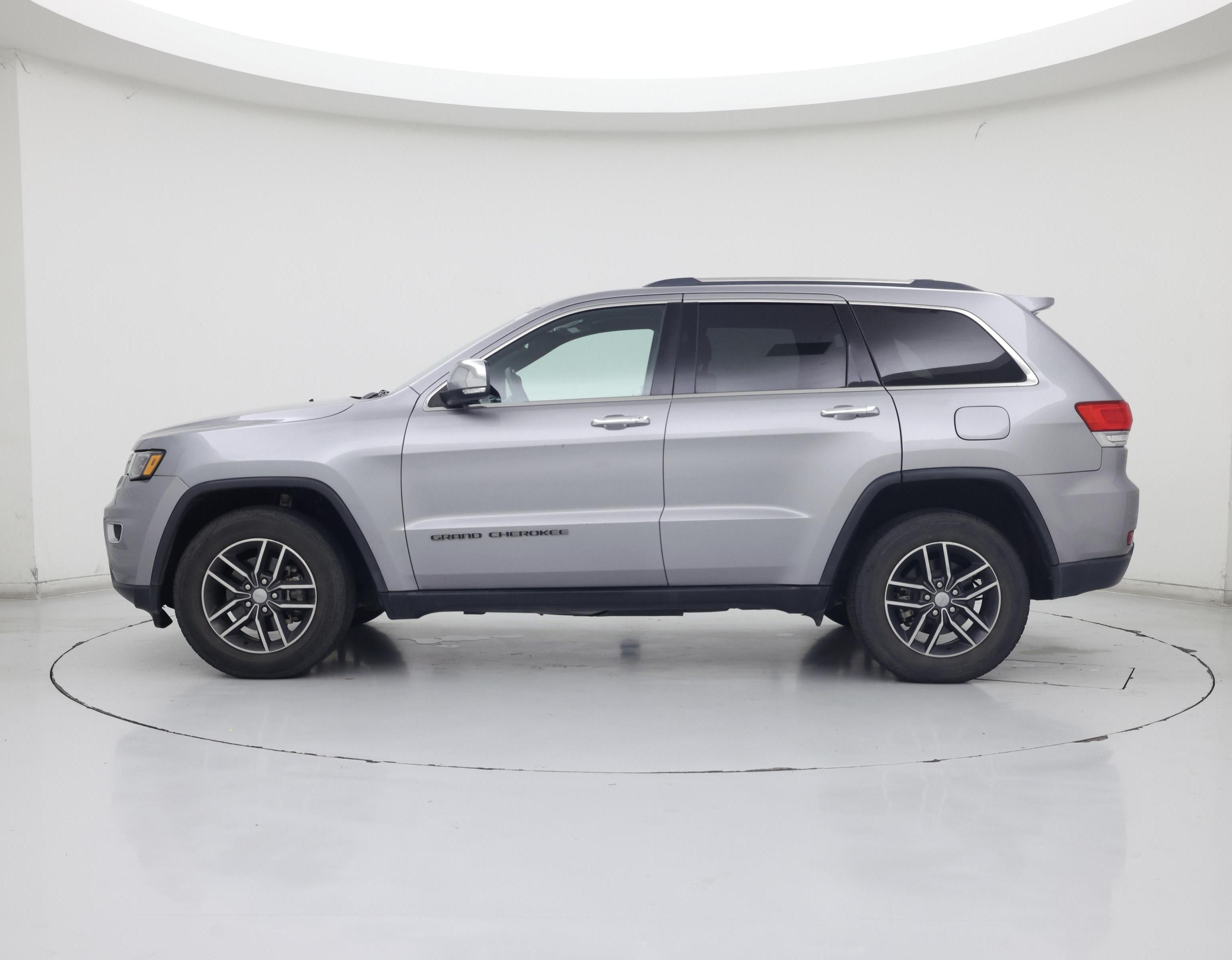 Thumbnail: 2017 Jeep Grand Cherokee - 3