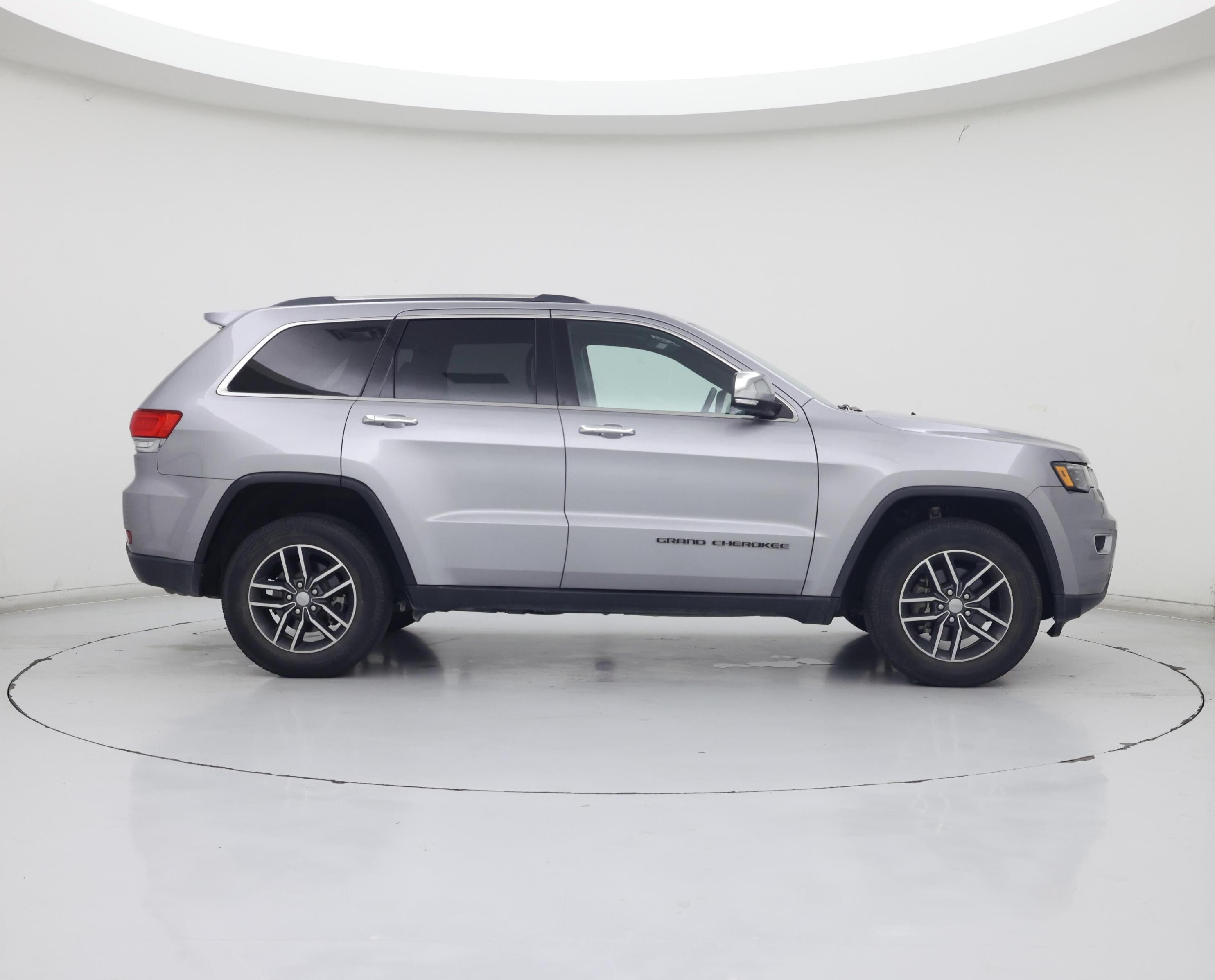 Thumbnail: 2017 Jeep Grand Cherokee - 7